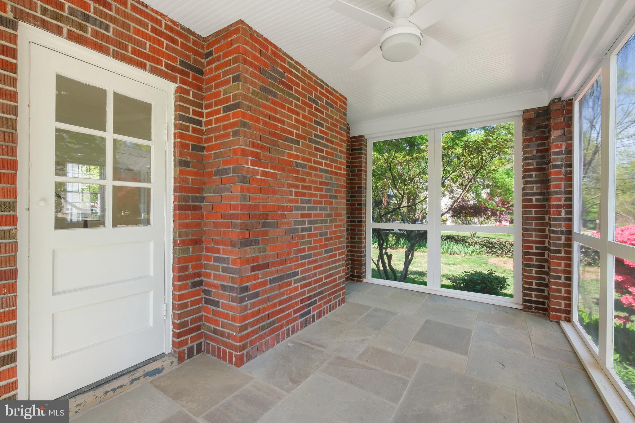 NORWOOD HEIGHTS - Residential Lease