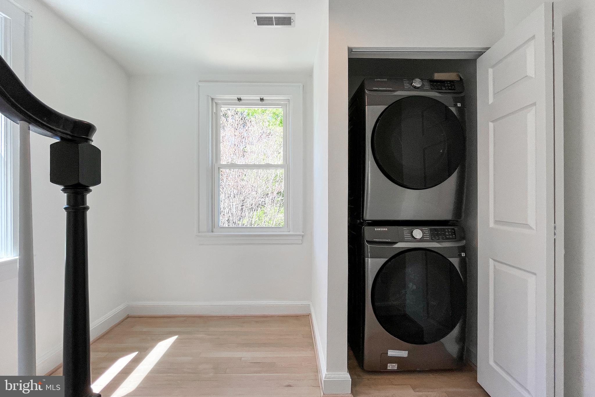 NORWOOD HEIGHTS - Residential Lease