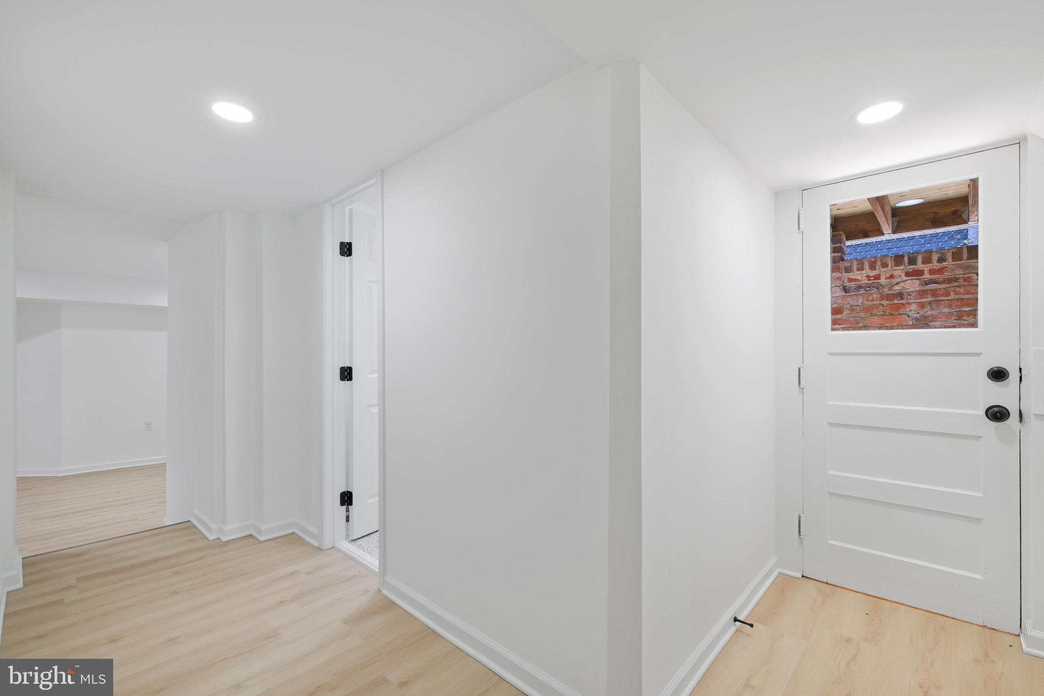 NORWOOD HEIGHTS - Residential Lease