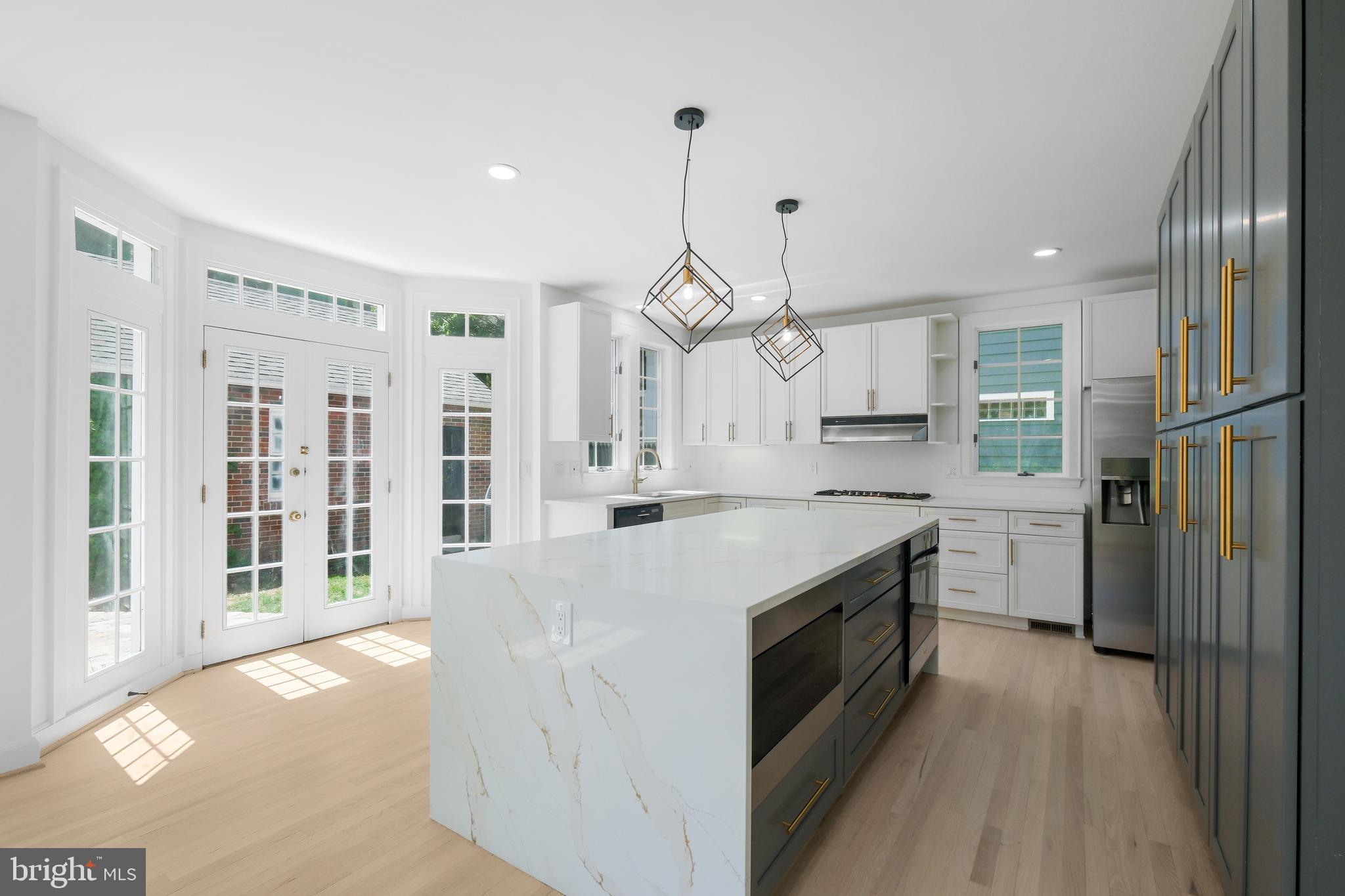 NORWOOD HEIGHTS - Residential Lease