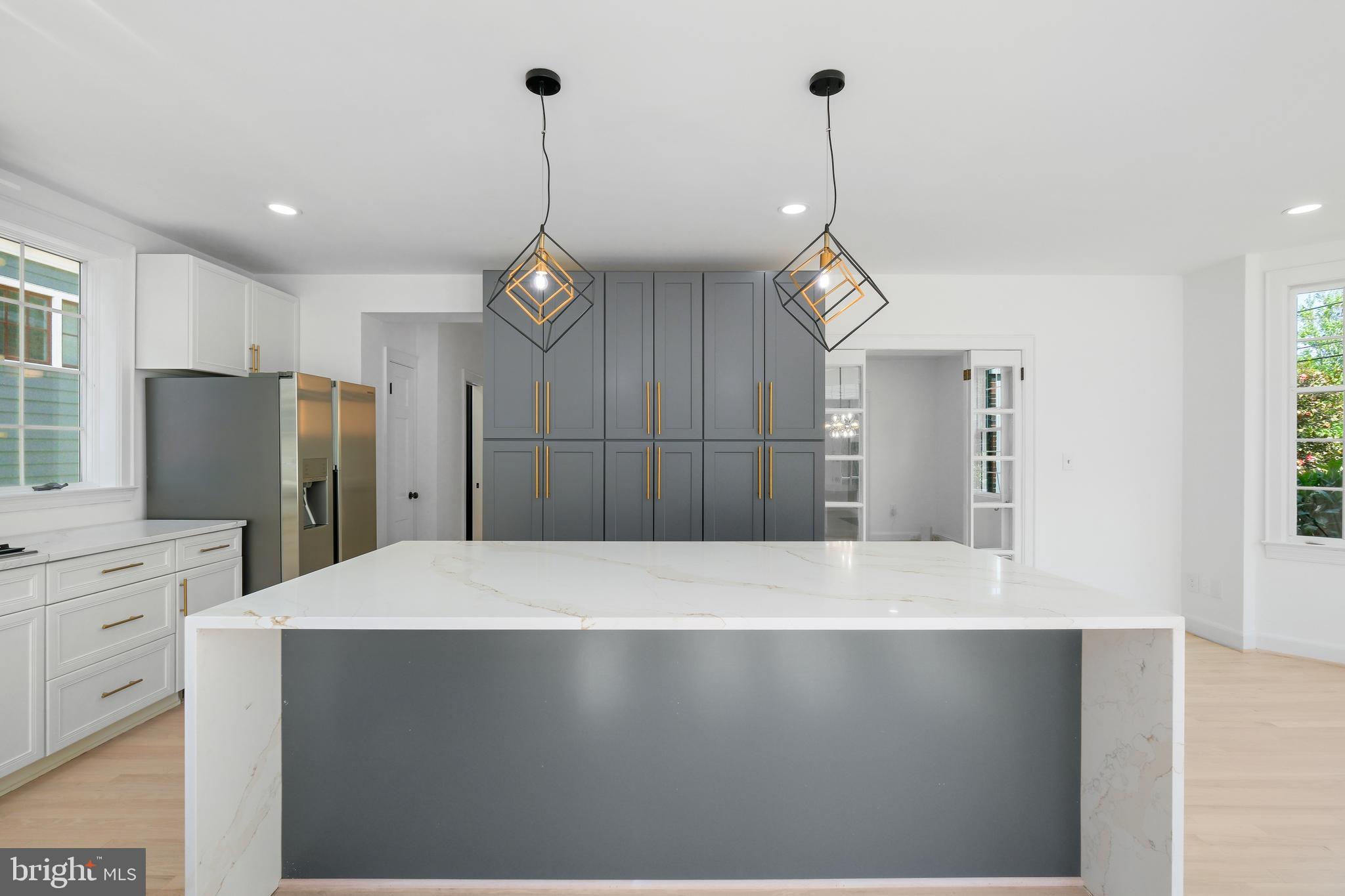 NORWOOD HEIGHTS - Residential Lease