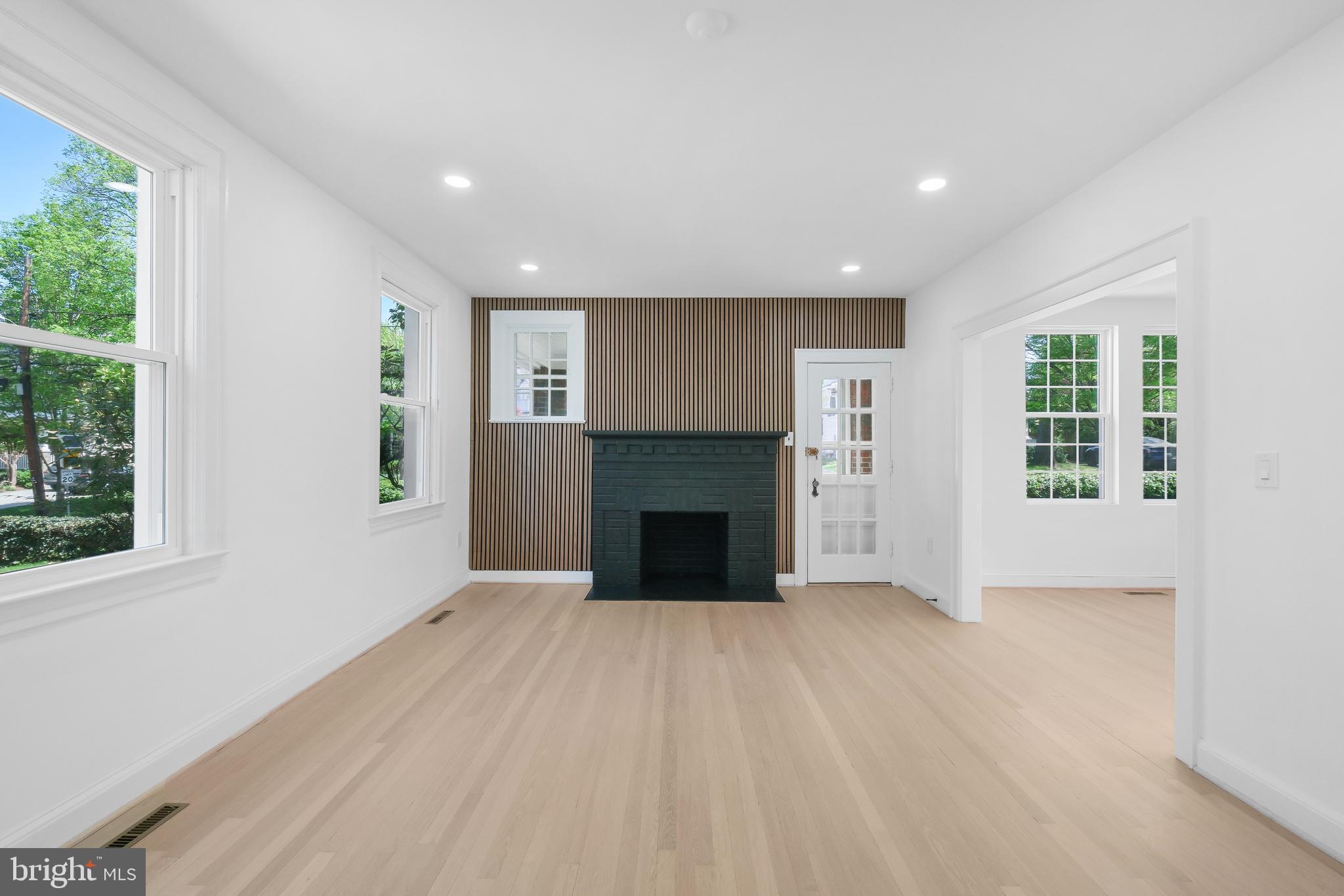 NORWOOD HEIGHTS - Residential Lease