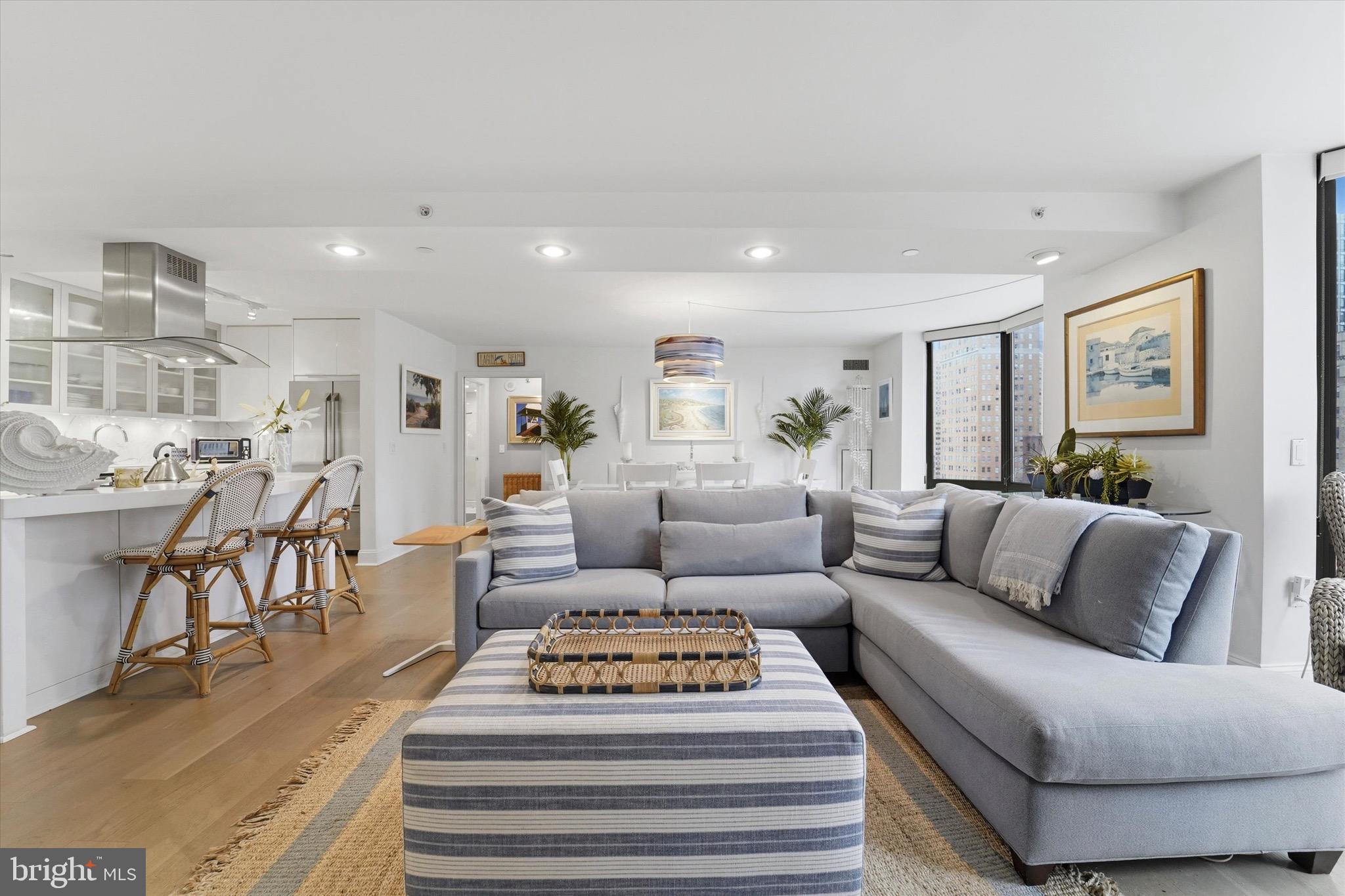 RITTENHOUSE SQUARE - Residential