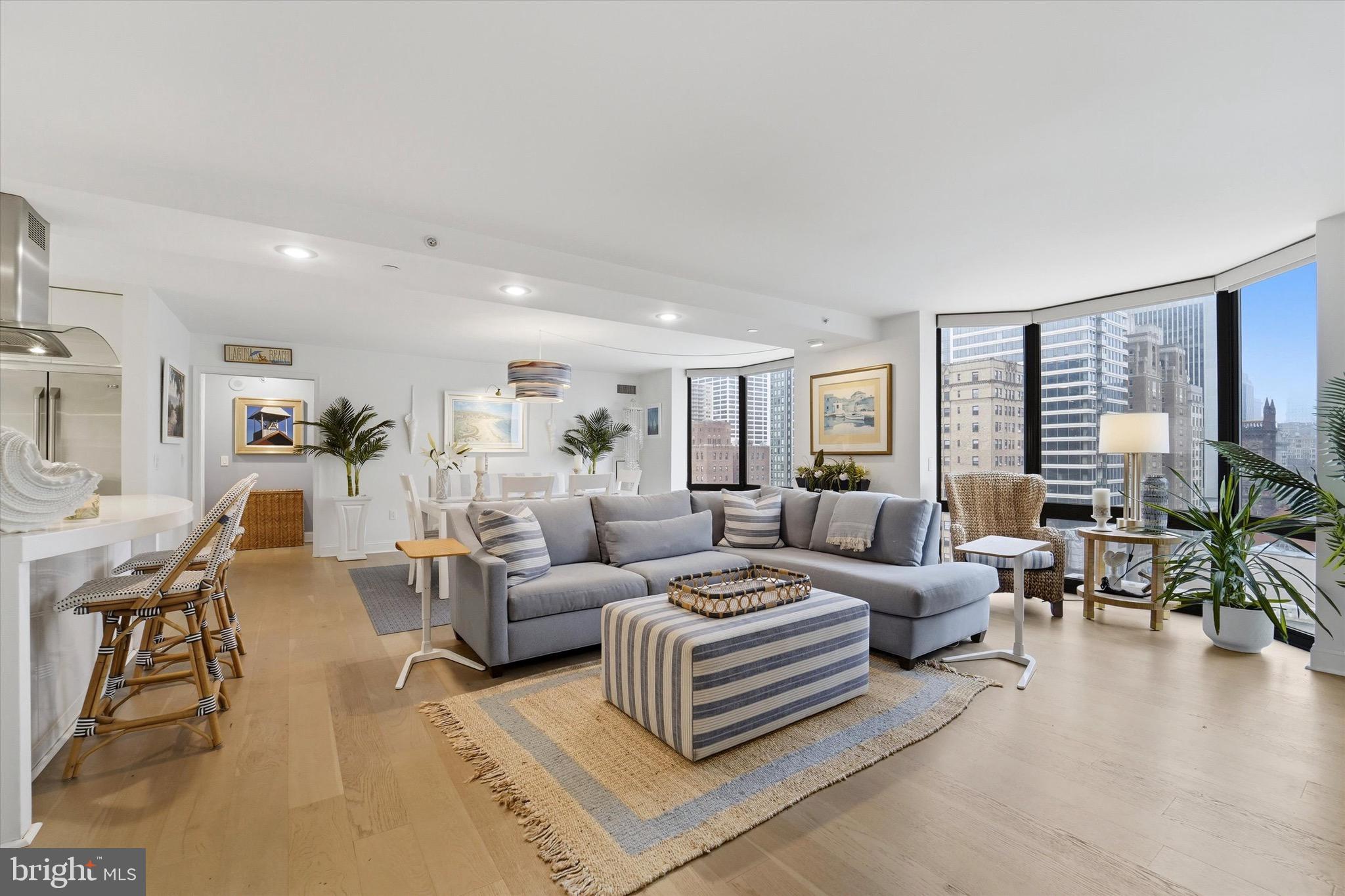 RITTENHOUSE SQUARE - Residential