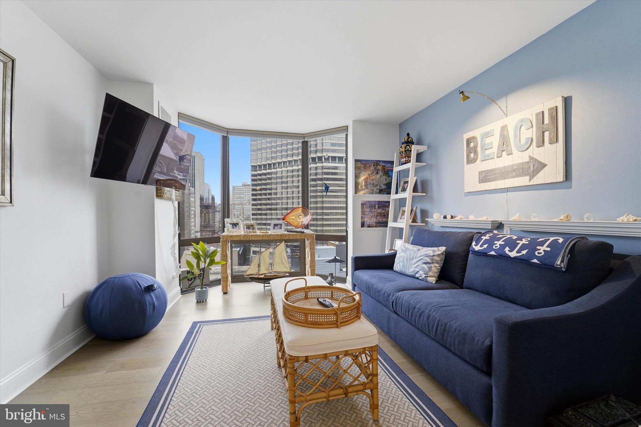 RITTENHOUSE SQUARE - Residential