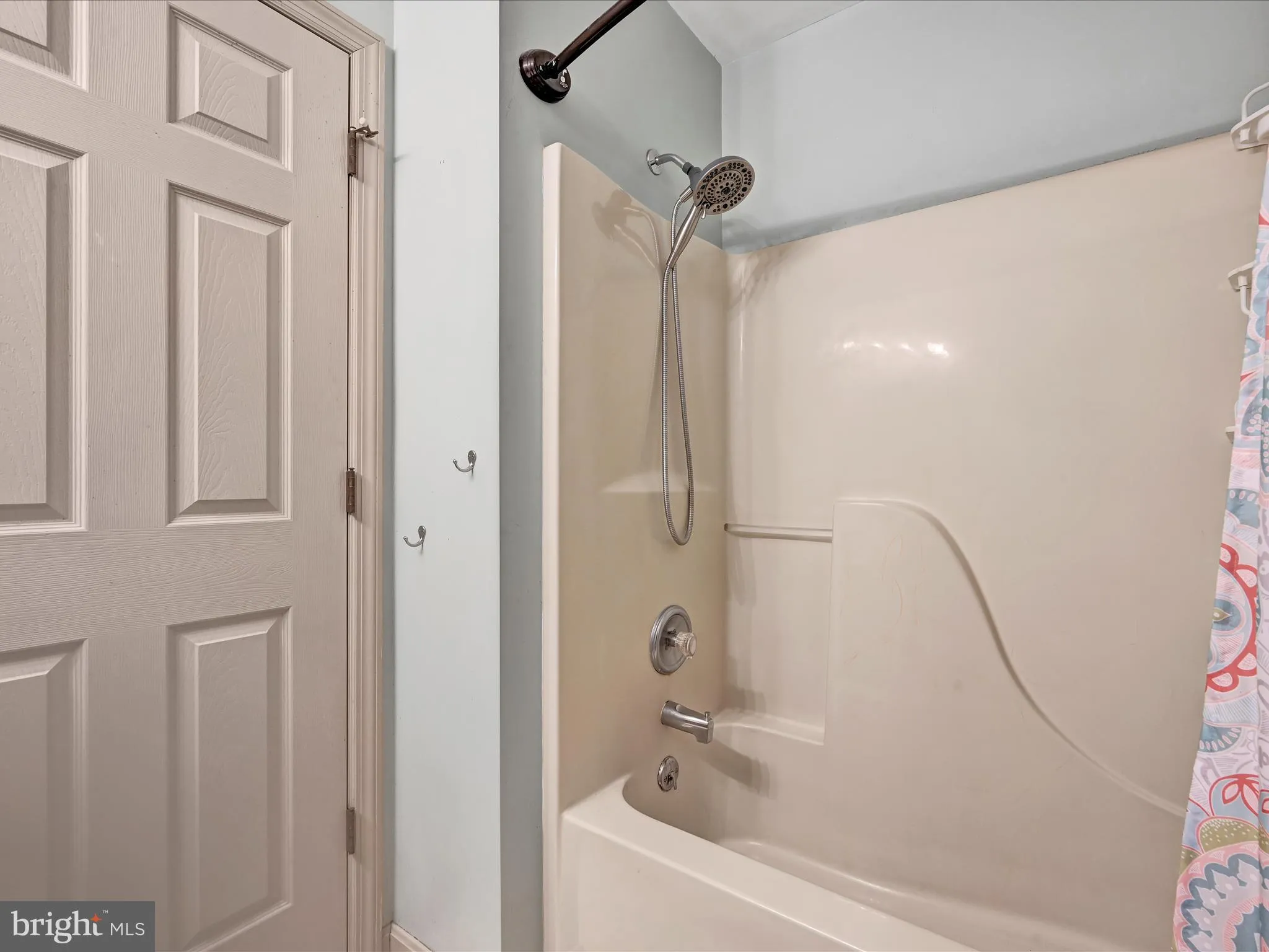 Mount Joy, Pennsylvania 17552, United States, 3 Bedrooms Bedrooms, ,2 BathroomsBathrooms,Residential,Pending,7041