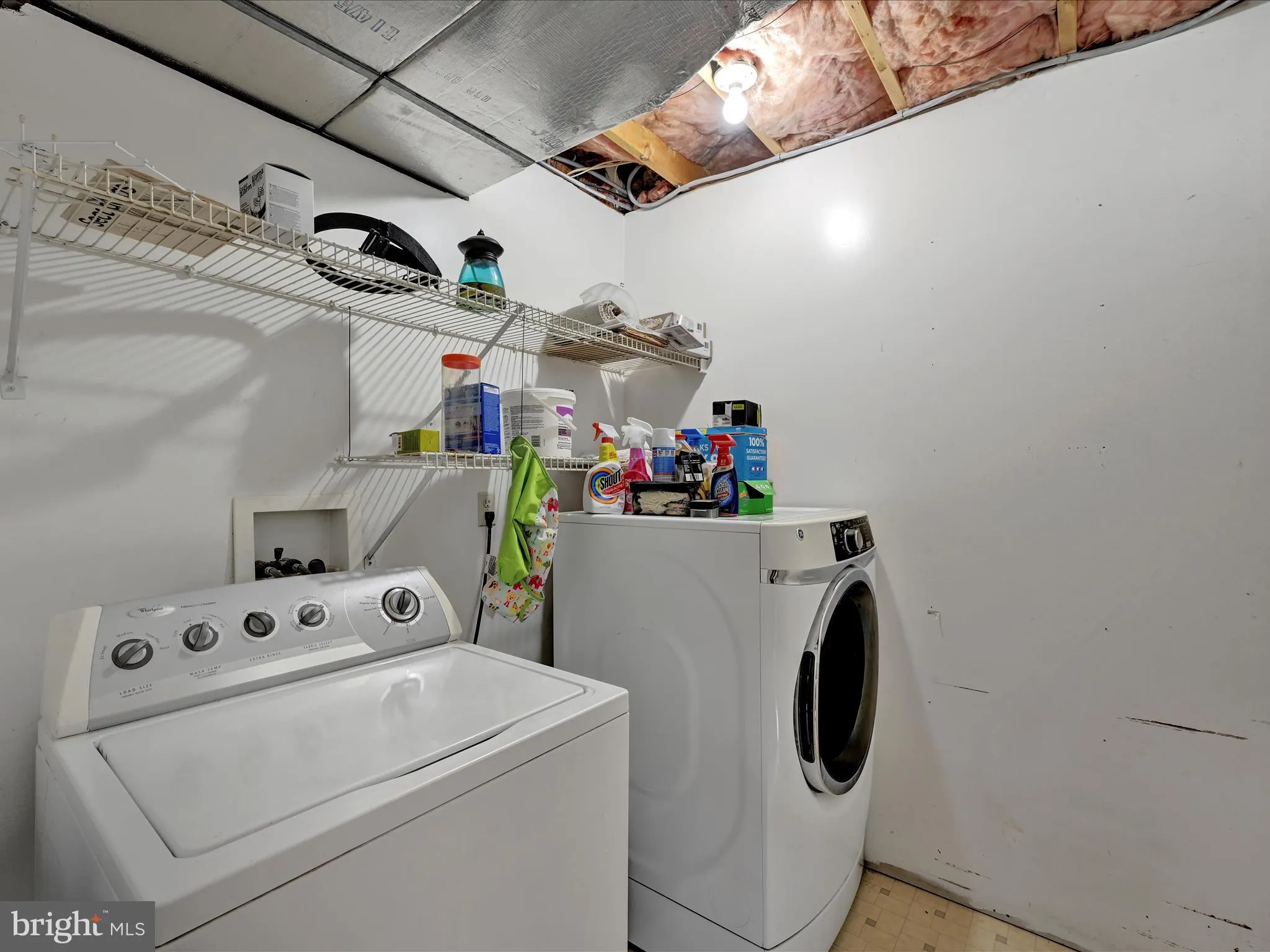 Mount Joy, Pennsylvania 17552, United States, 3 Bedrooms Bedrooms, ,2 BathroomsBathrooms,Residential,Pending,7041