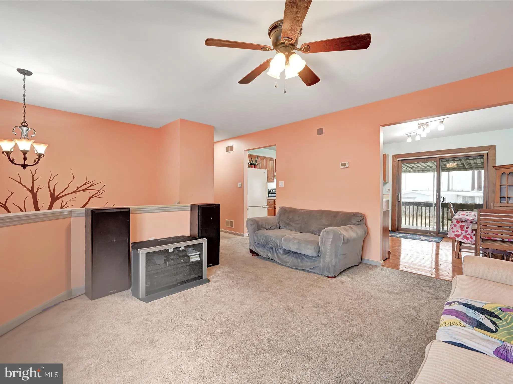 Mount Joy, Pennsylvania 17552, United States, 3 Bedrooms Bedrooms, ,2 BathroomsBathrooms,Residential,Pending,7041