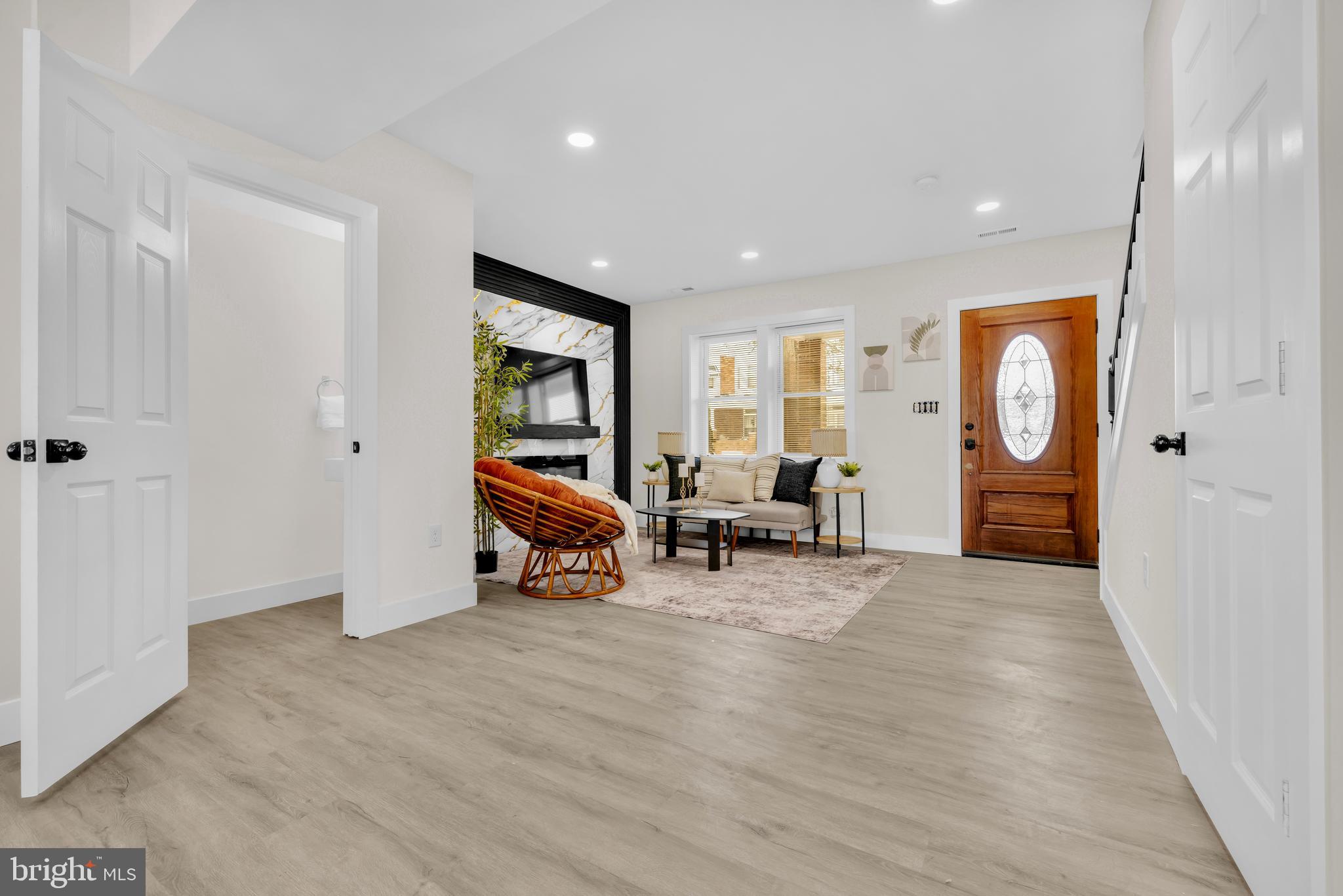 GREENSPRING - Residential