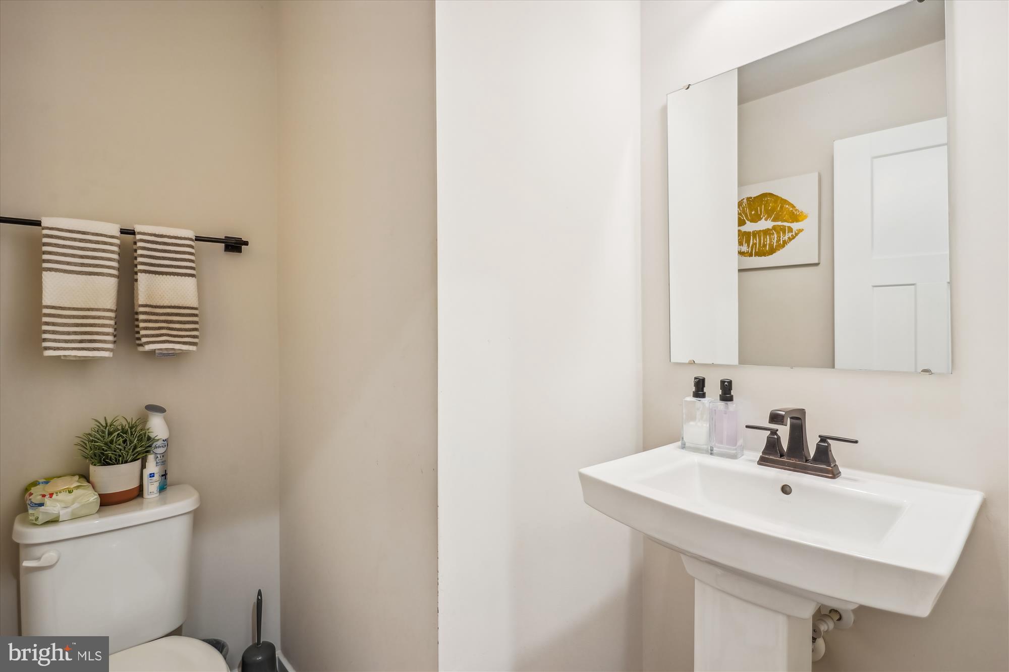 POTOMAC SHORES - Residential Lease