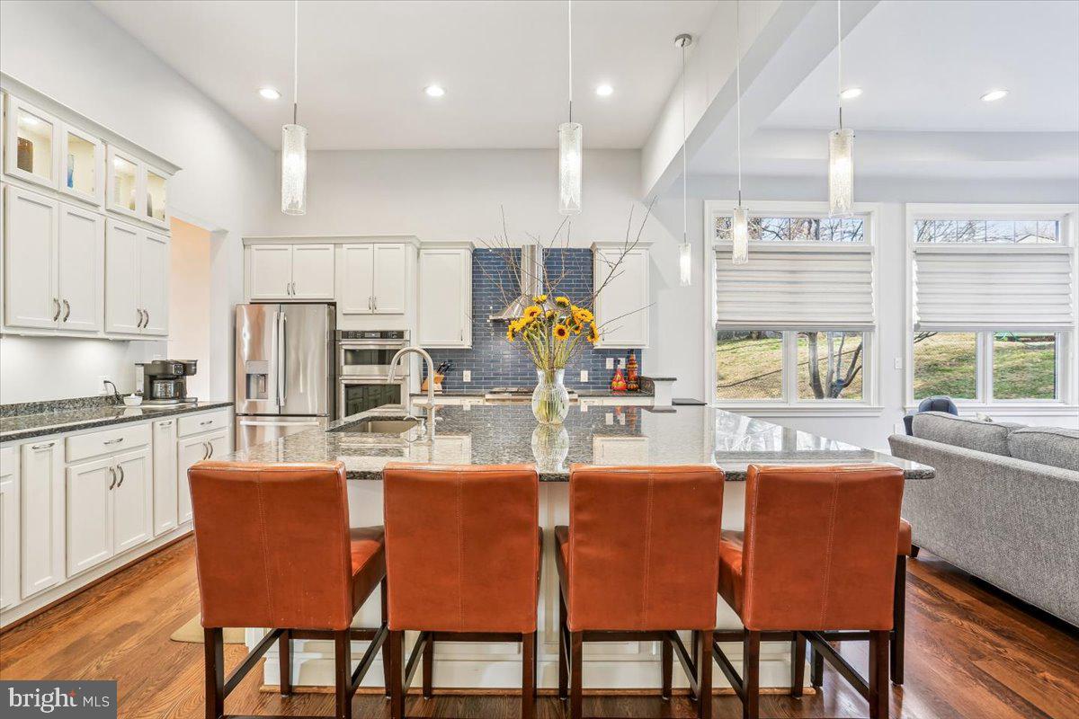 KENSINGTON KNOLLS - Residential