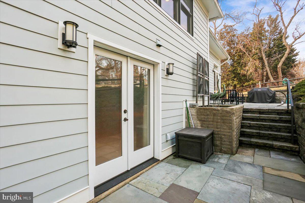 KENSINGTON KNOLLS - Residential