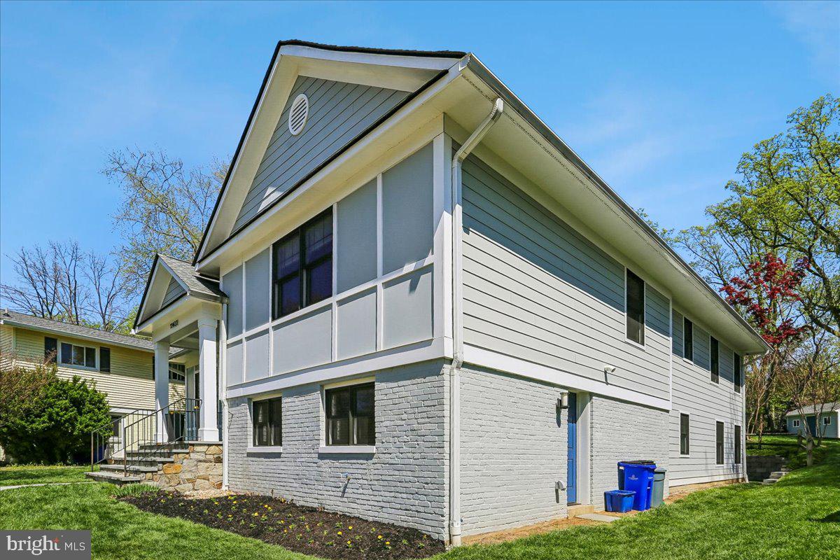 KENSINGTON KNOLLS - Residential