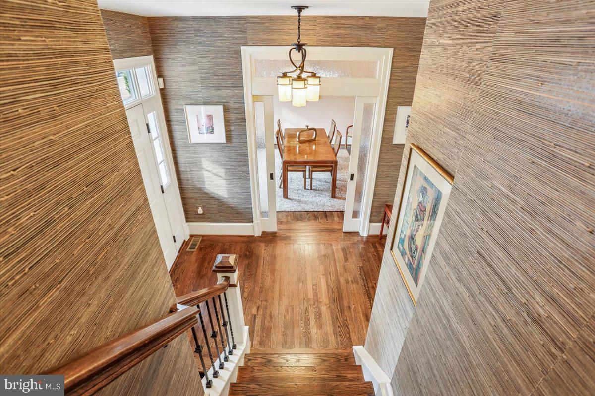 KENSINGTON KNOLLS - Residential