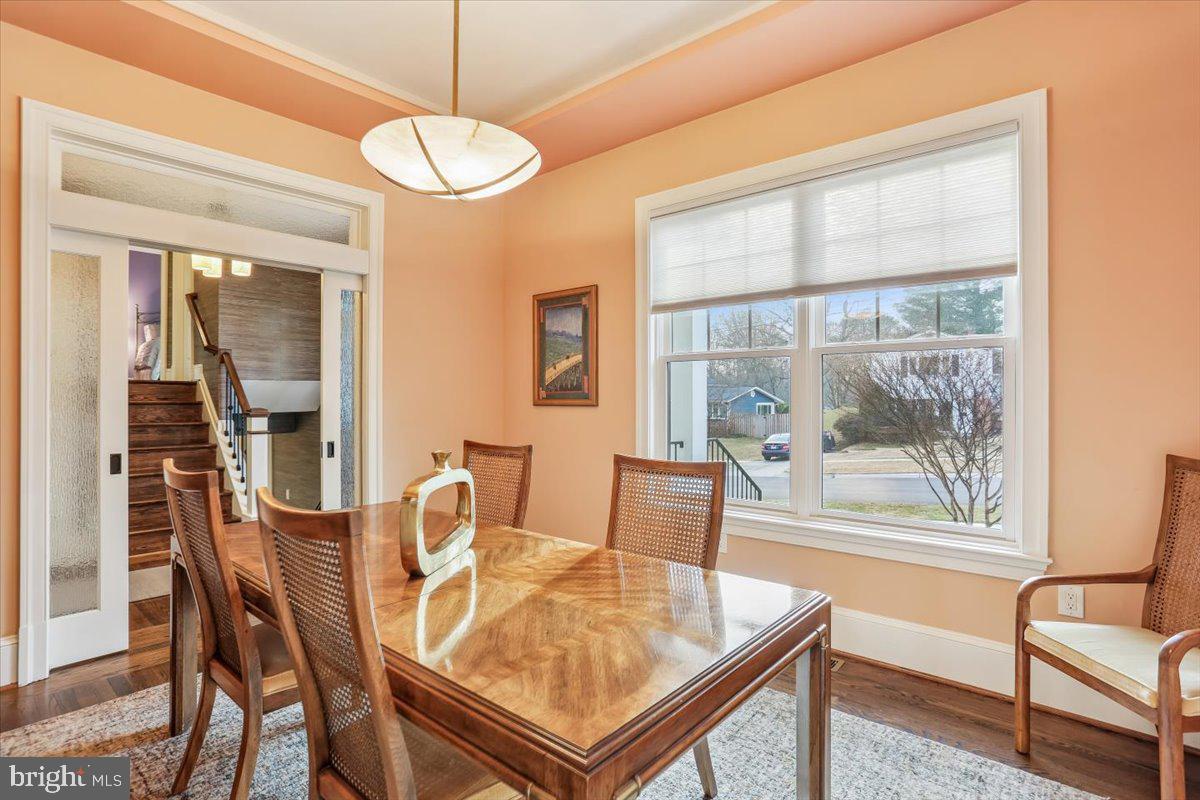 KENSINGTON KNOLLS - Residential