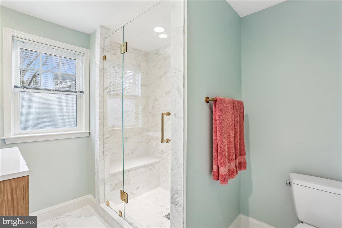 KENSINGTON KNOLLS - Residential