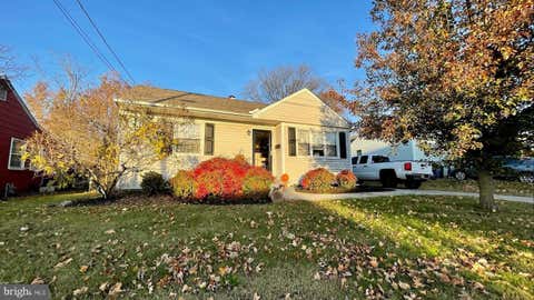 Homes For Sale - 21 Overbrook Avenue<br/> Burlington County, MAPLE SHADE, NJ 08052