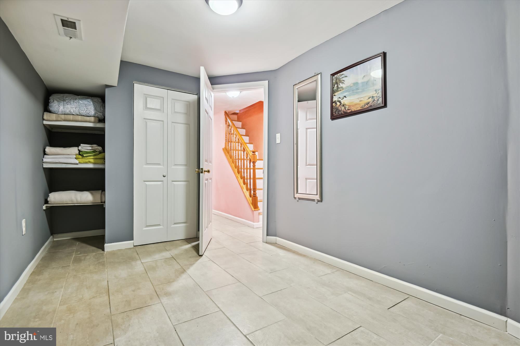 WINCHESTER - Residential