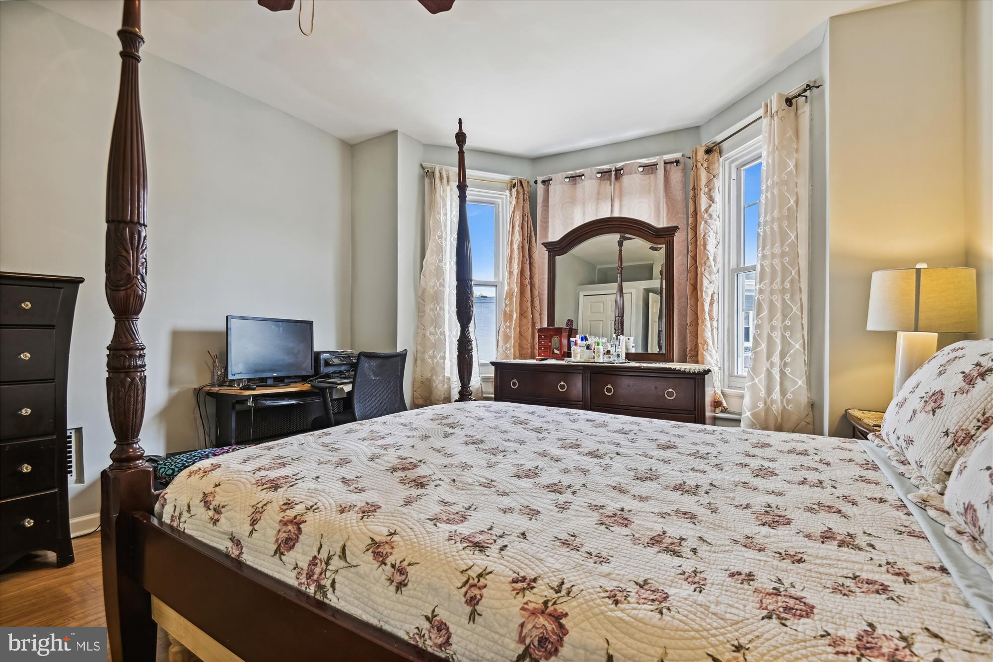 WINCHESTER - Residential