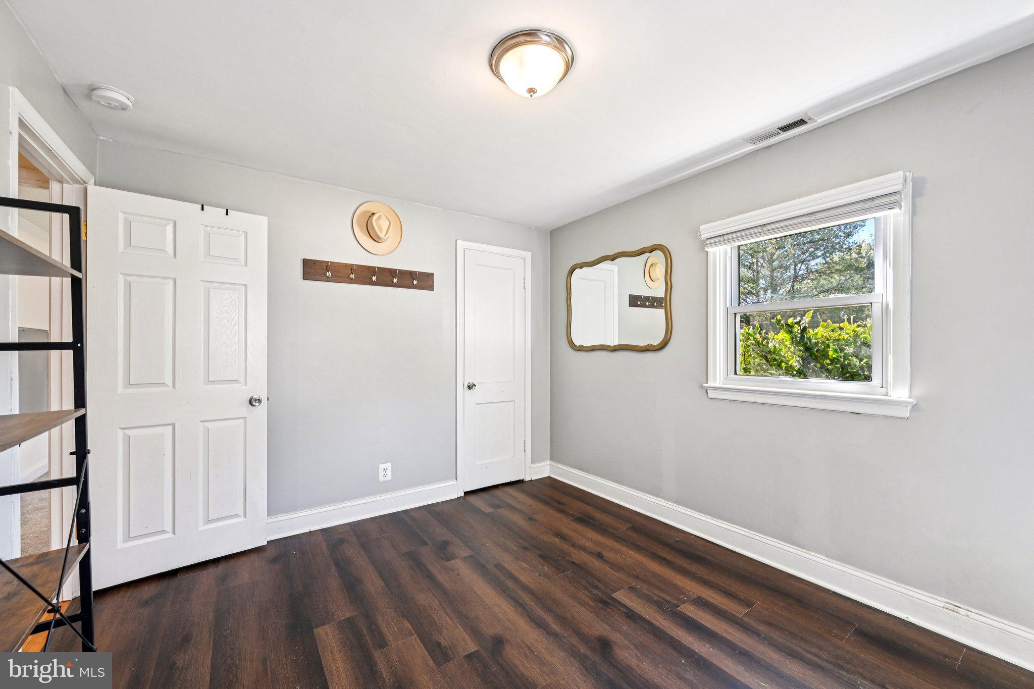 ELDERSBURG - Residential