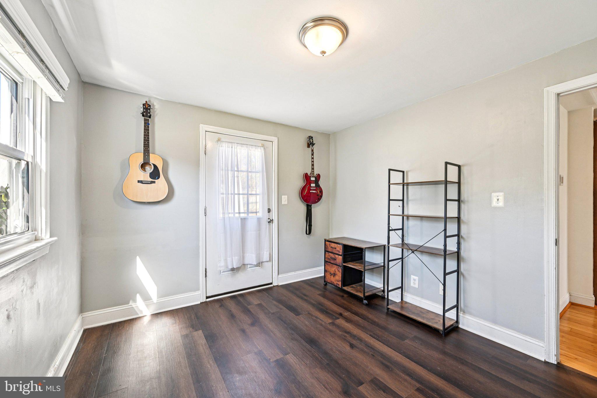 ELDERSBURG - Residential