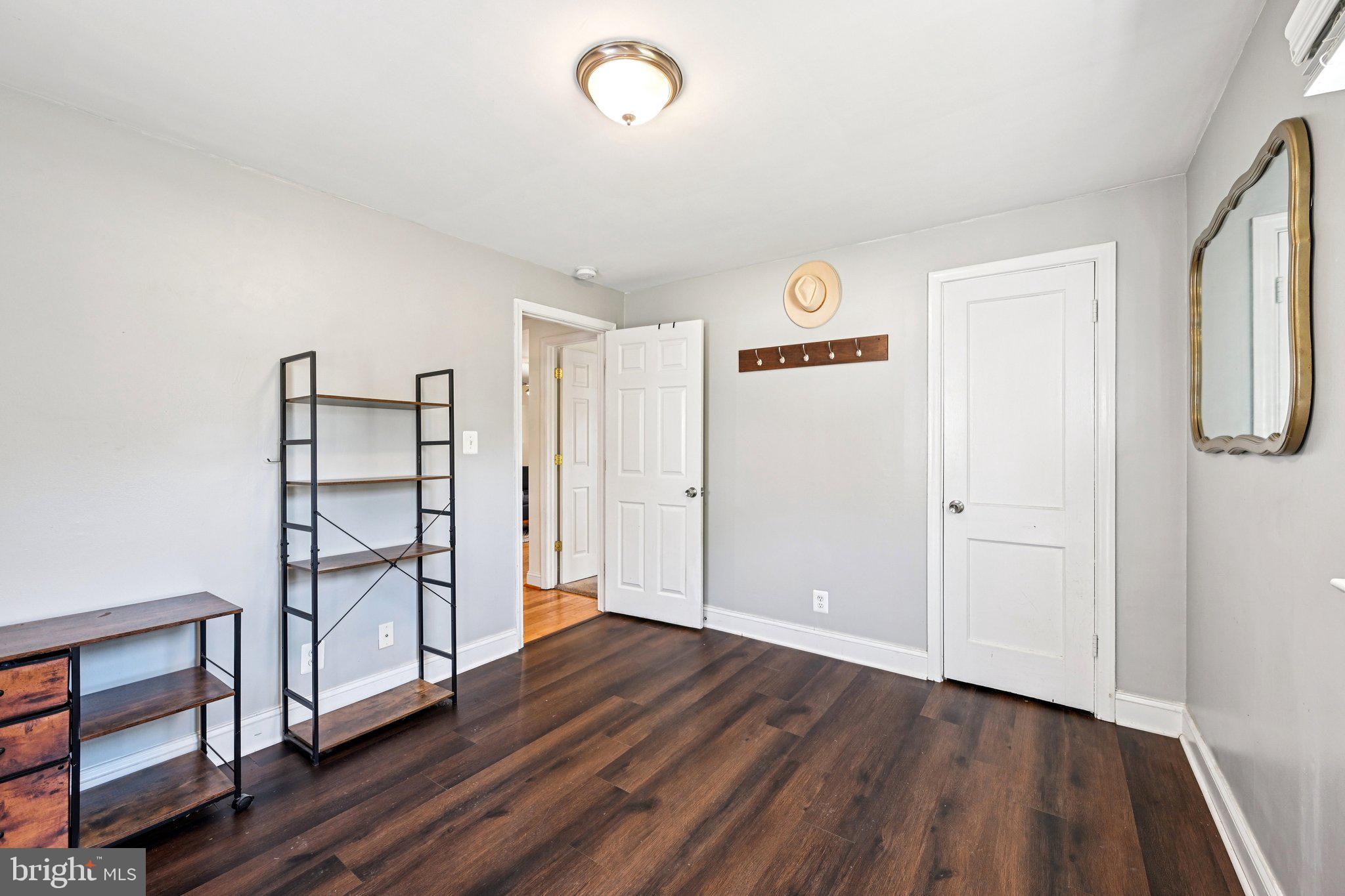 ELDERSBURG - Residential