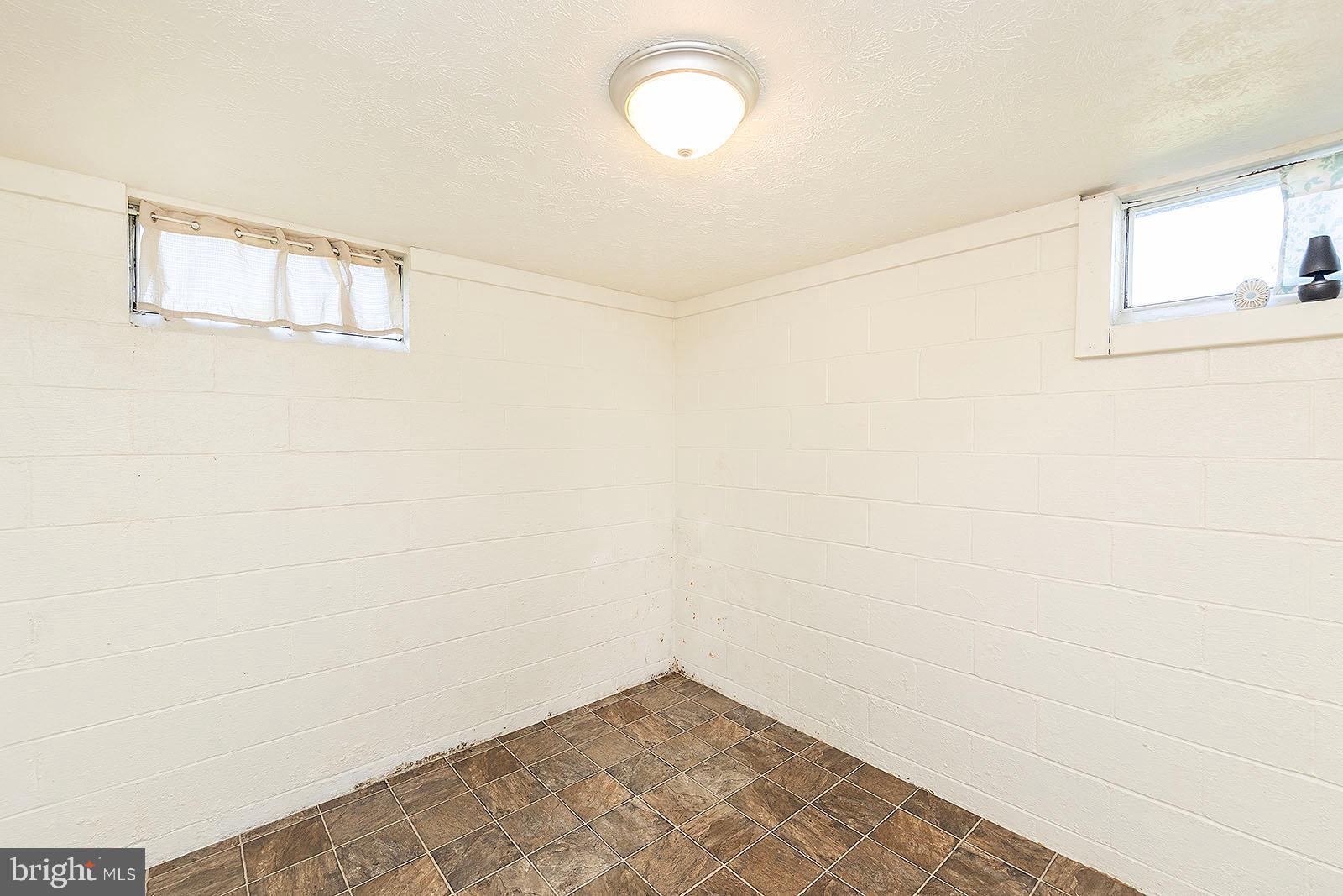 OLD SUNRISE SUMMIT - Residential