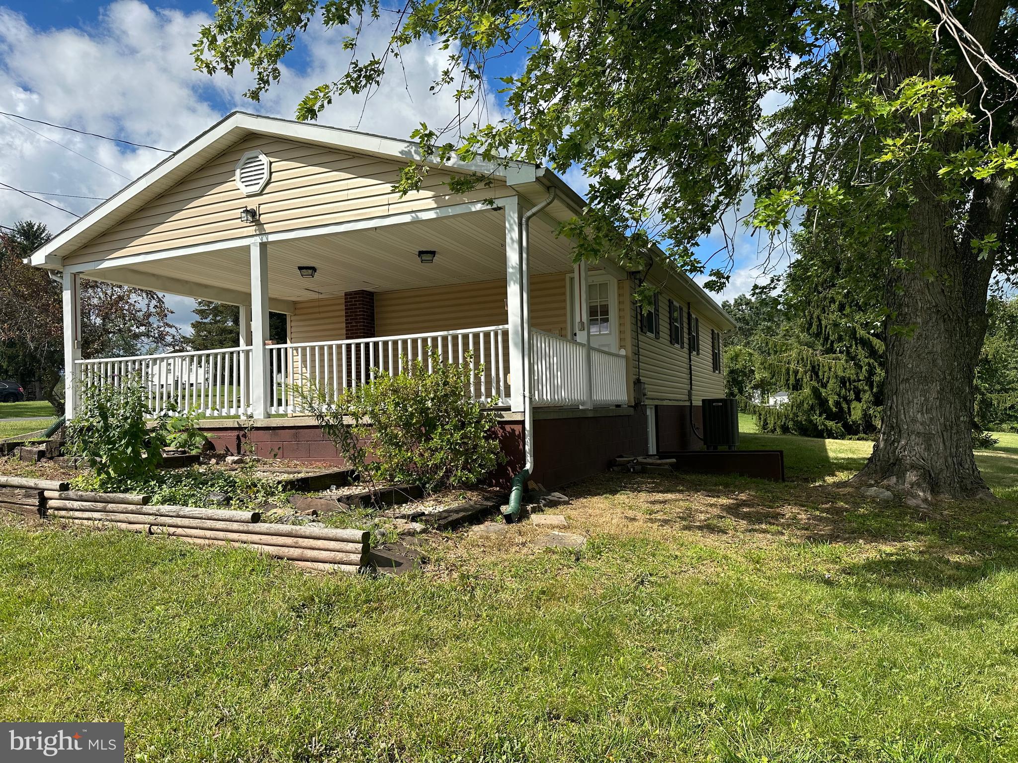 OLD SUNRISE SUMMIT - Residential