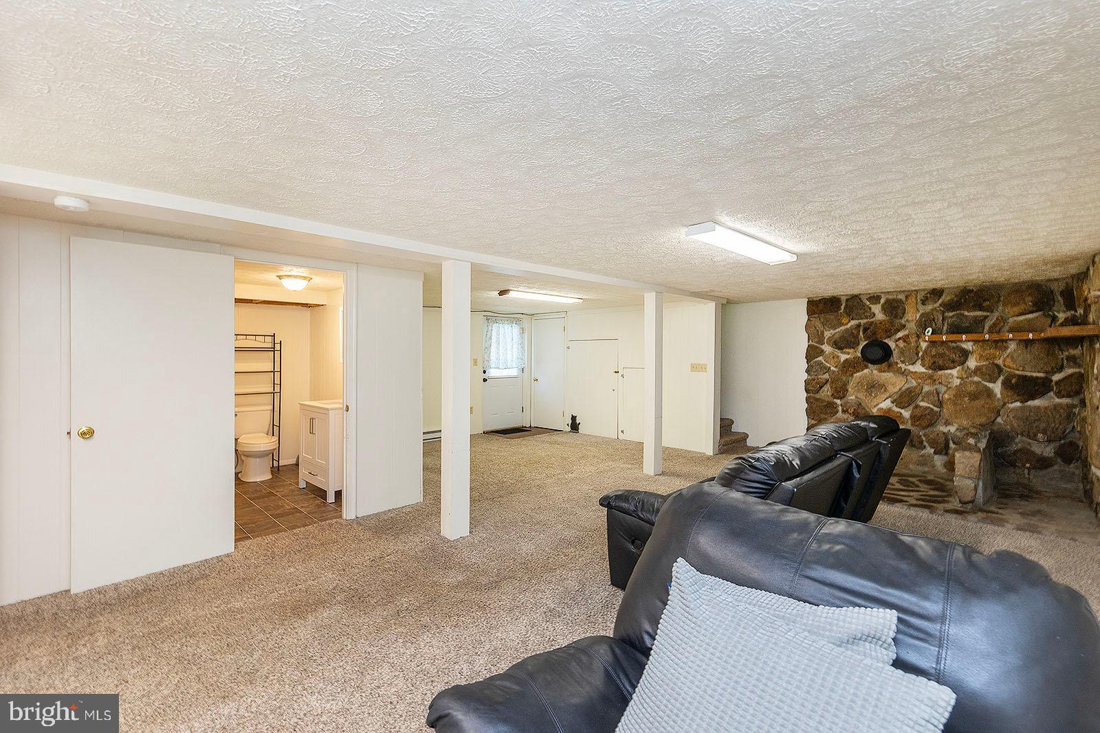 OLD SUNRISE SUMMIT - Residential