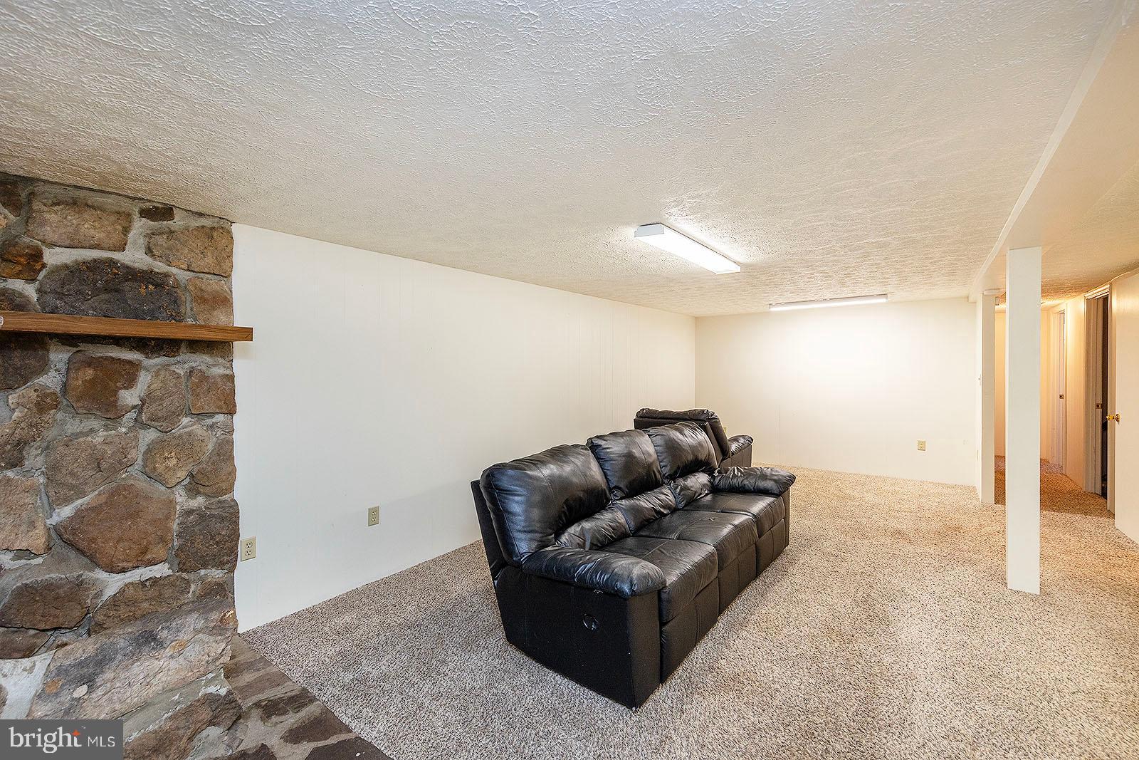 OLD SUNRISE SUMMIT - Residential