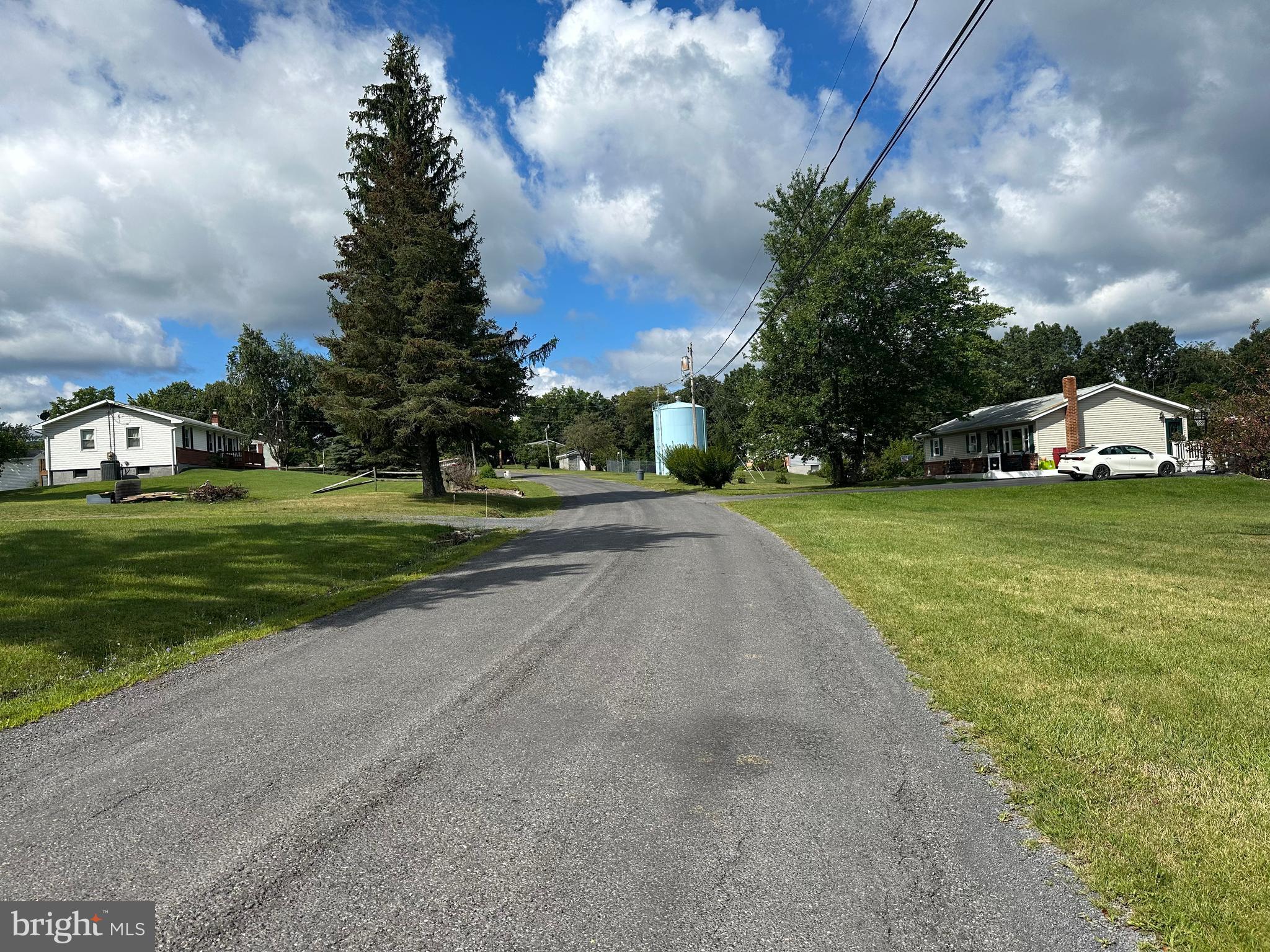 OLD SUNRISE SUMMIT - Residential