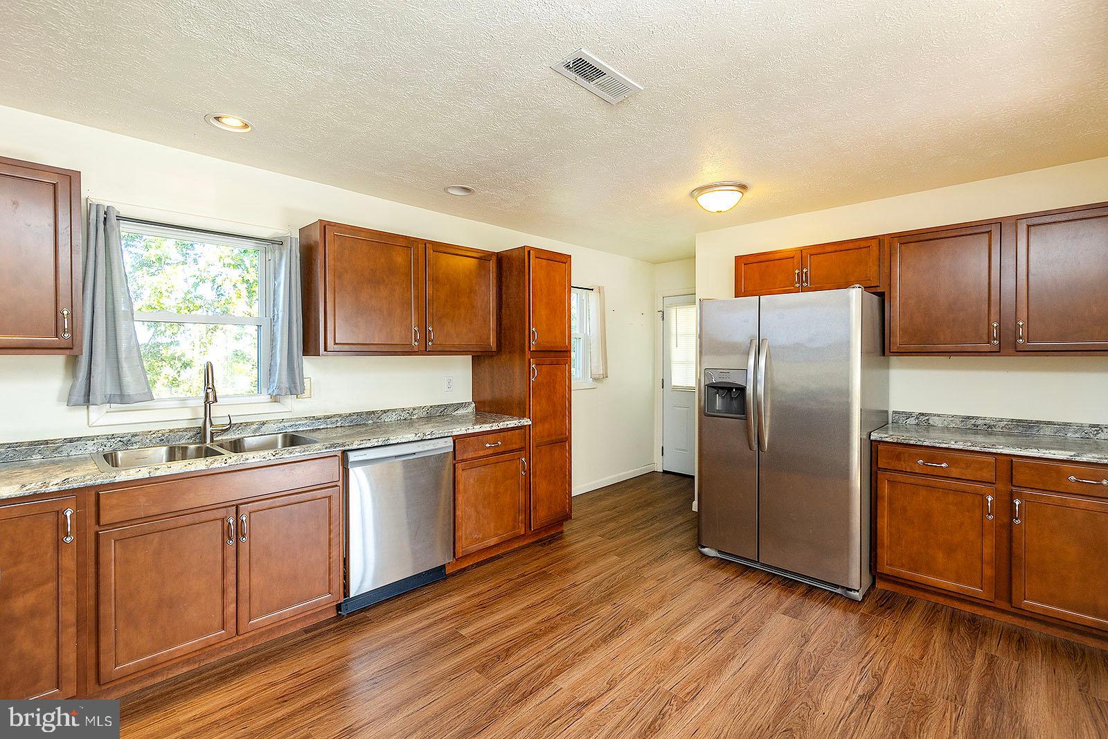 OLD SUNRISE SUMMIT - Residential