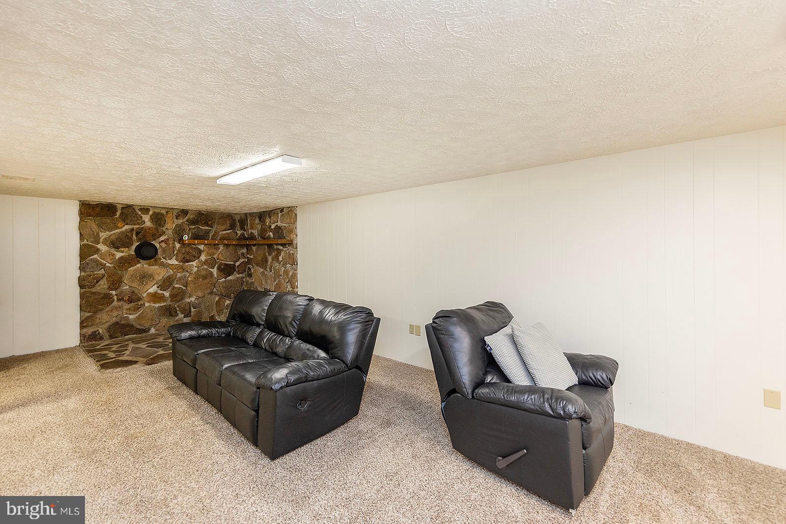 OLD SUNRISE SUMMIT - Residential