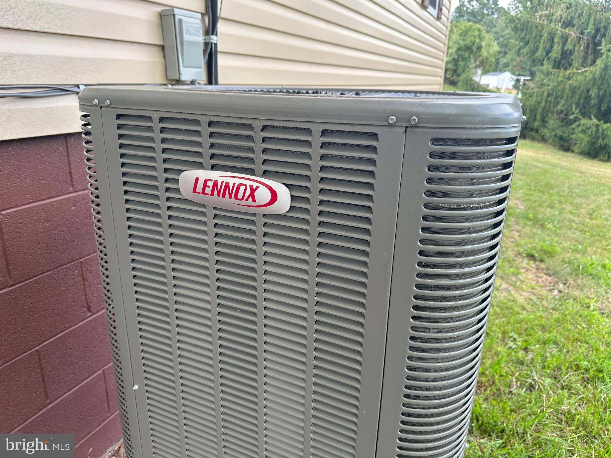 OLD SUNRISE SUMMIT - Residential