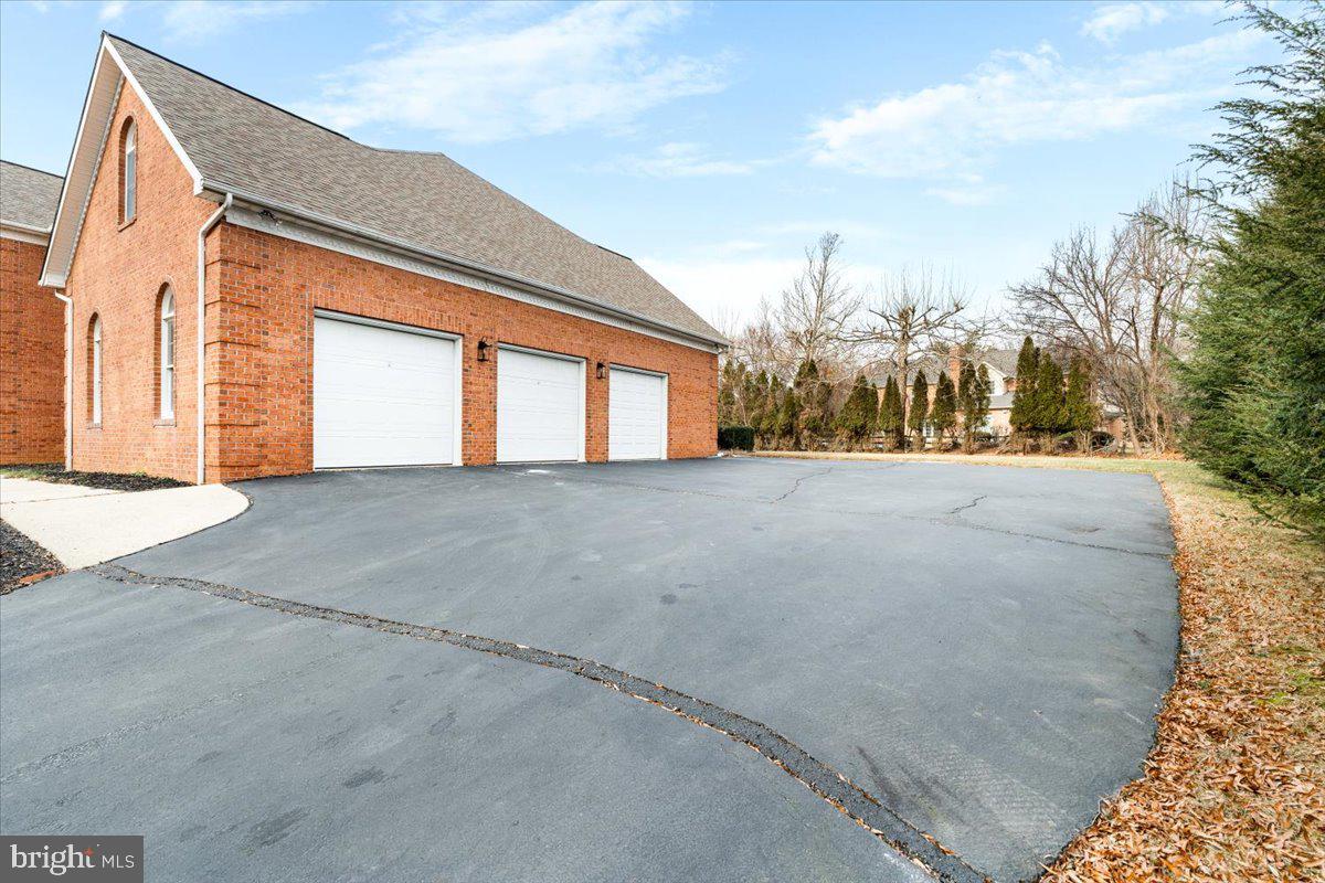 GLENANGUS - Residential