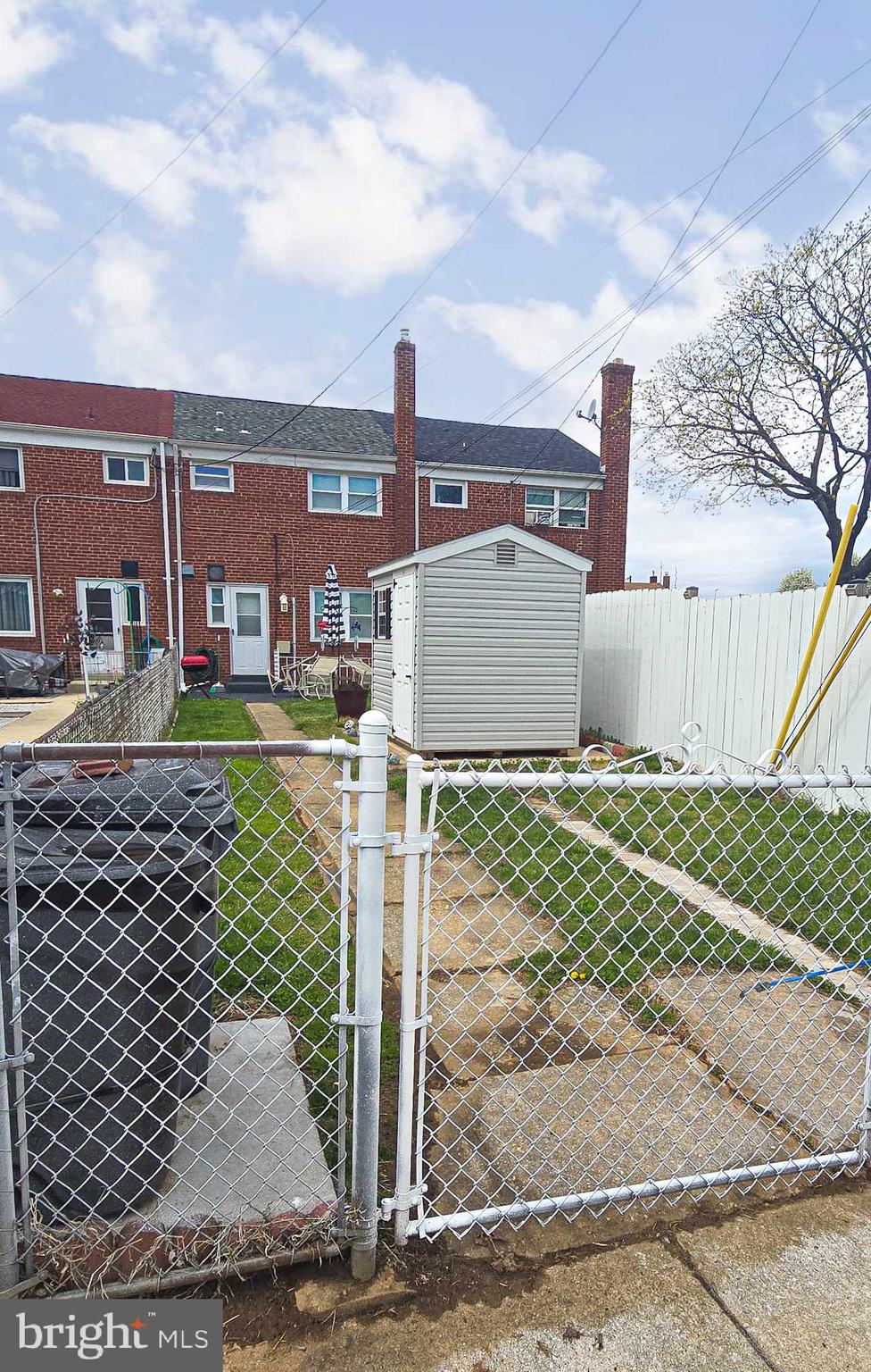 COUNTRY RIDGE - Residential