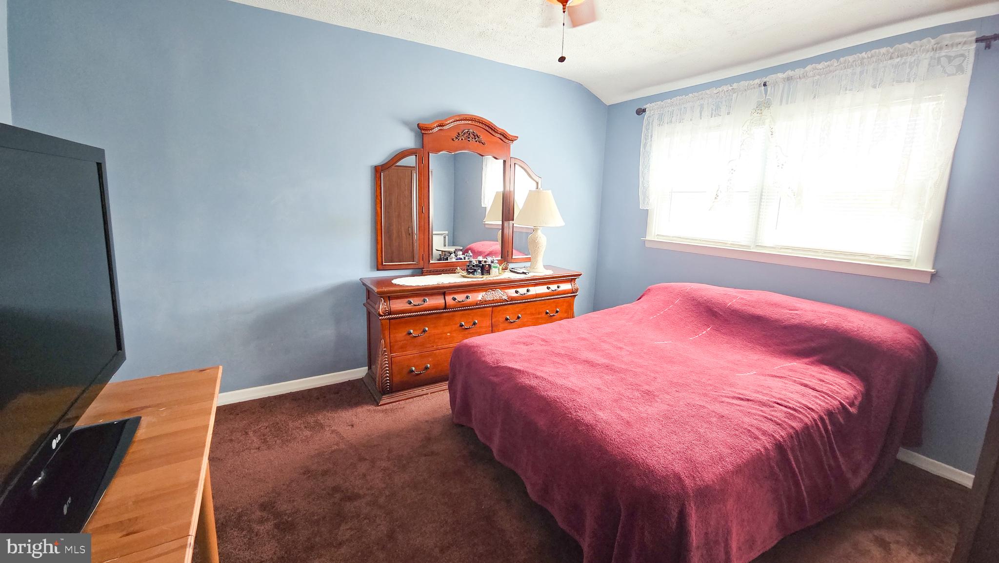 COUNTRY RIDGE - Residential