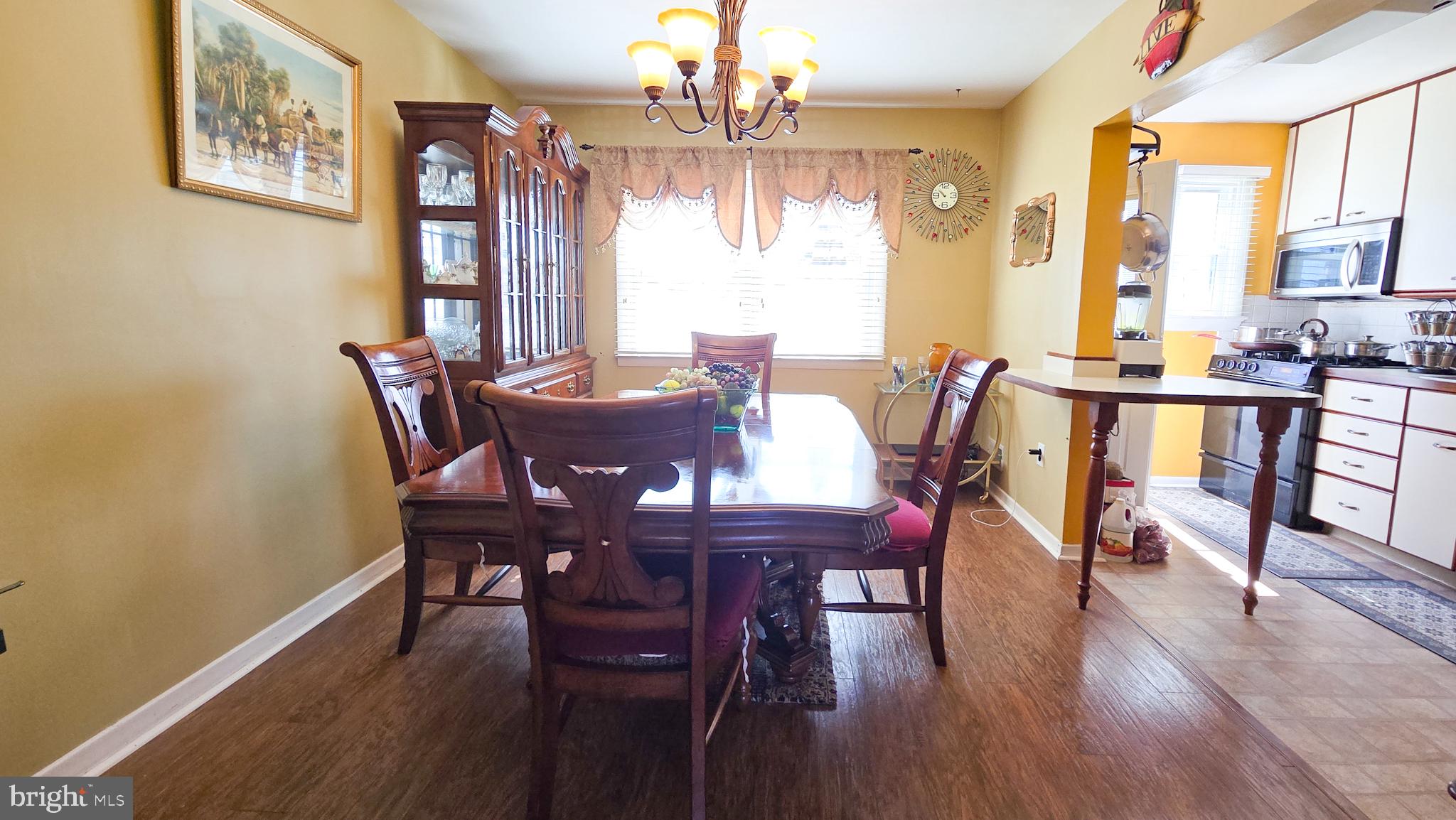 COUNTRY RIDGE - Residential