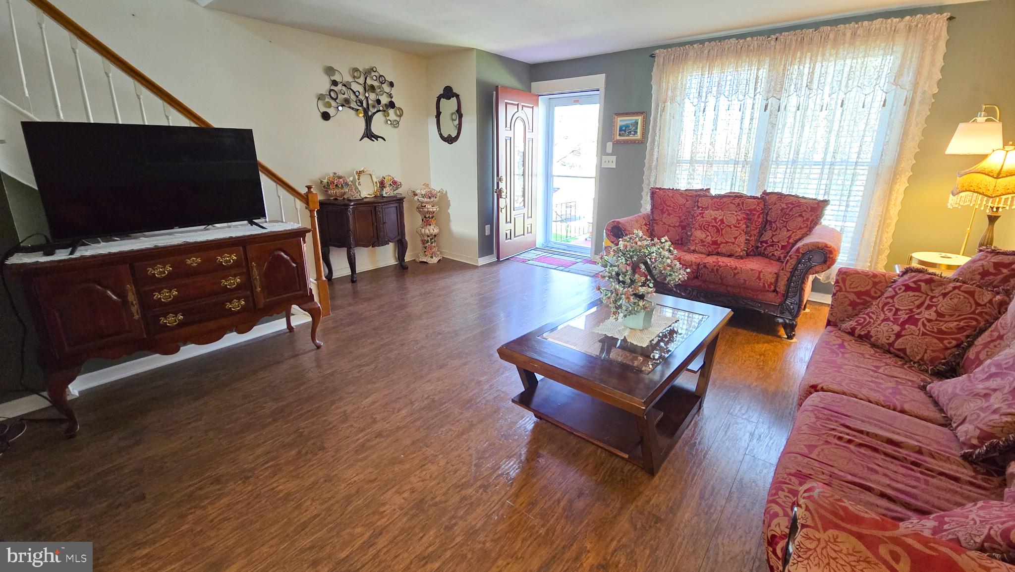 COUNTRY RIDGE - Residential