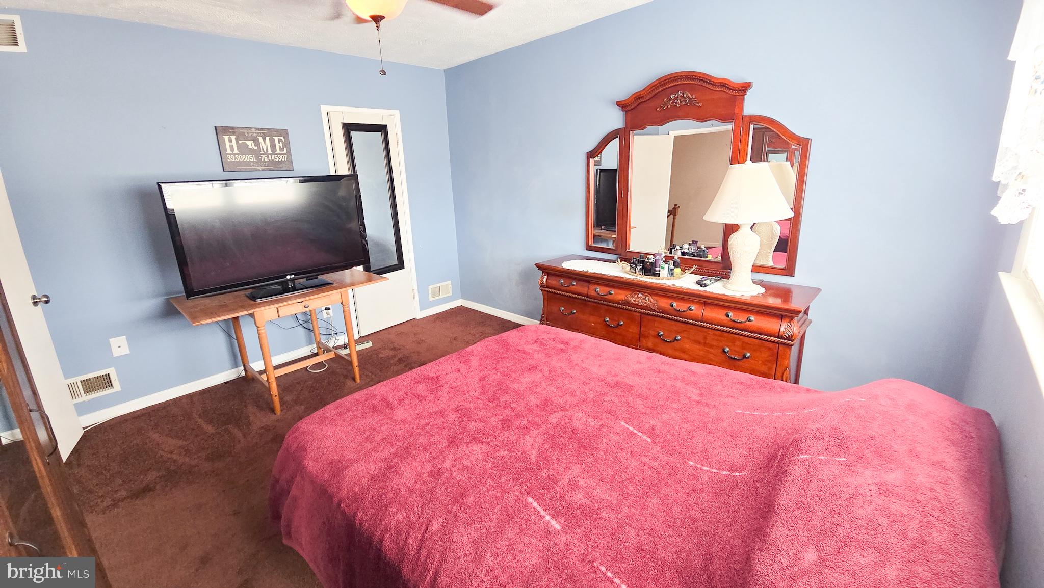 COUNTRY RIDGE - Residential