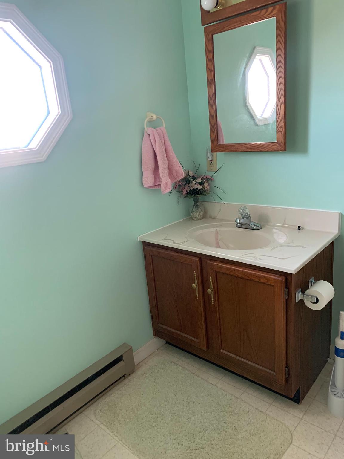 LANDON'S COVE - Residential