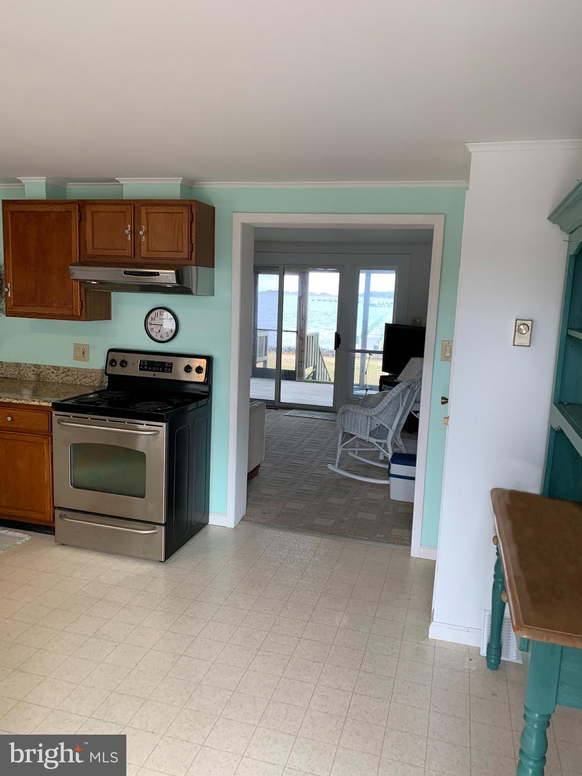 LANDON'S COVE - Residential