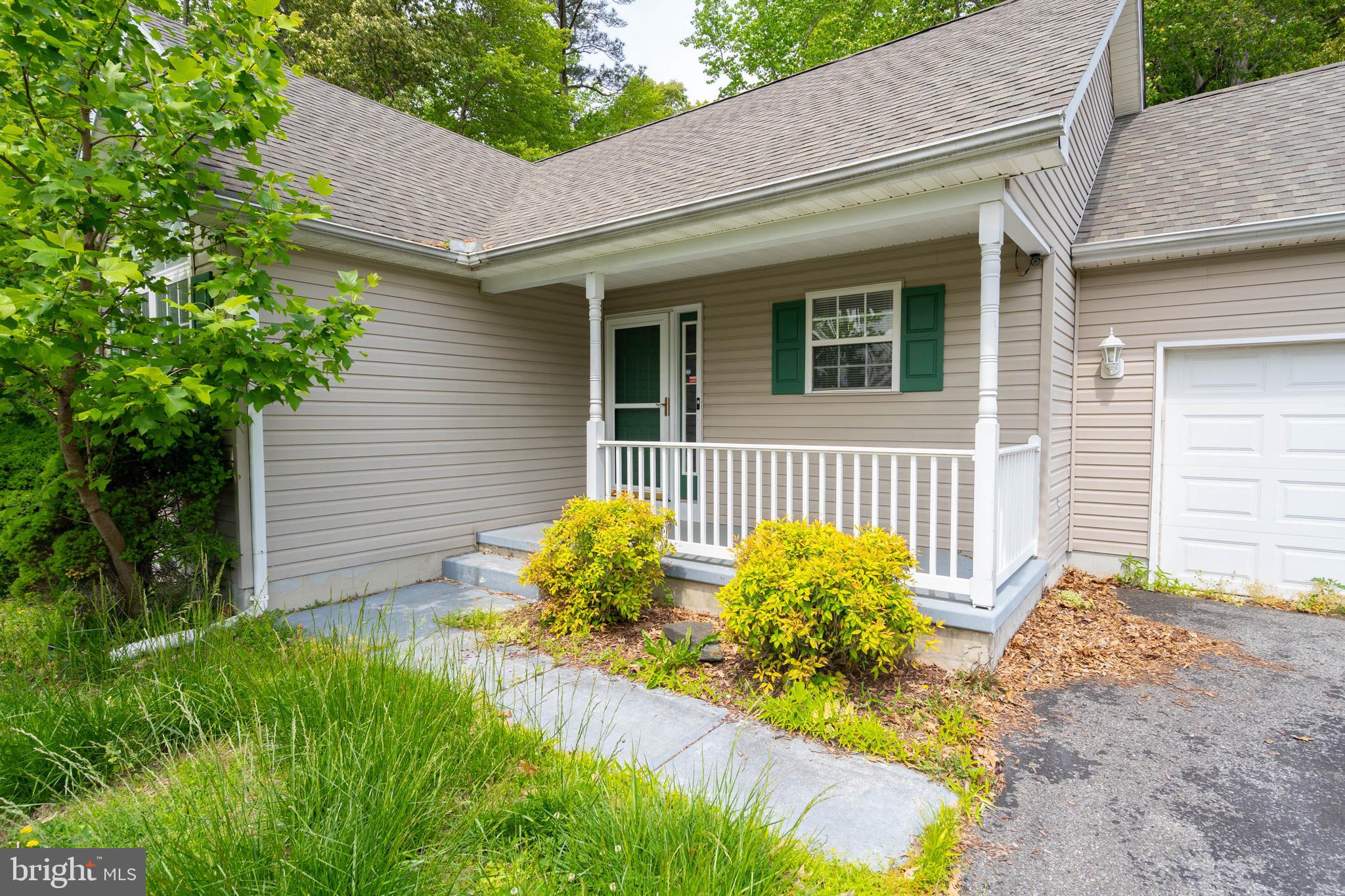 13 HIDDEN CREEK WAY