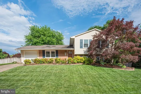 14815 Cranoke Street, Centreville, VA MLS: VAFX2240636