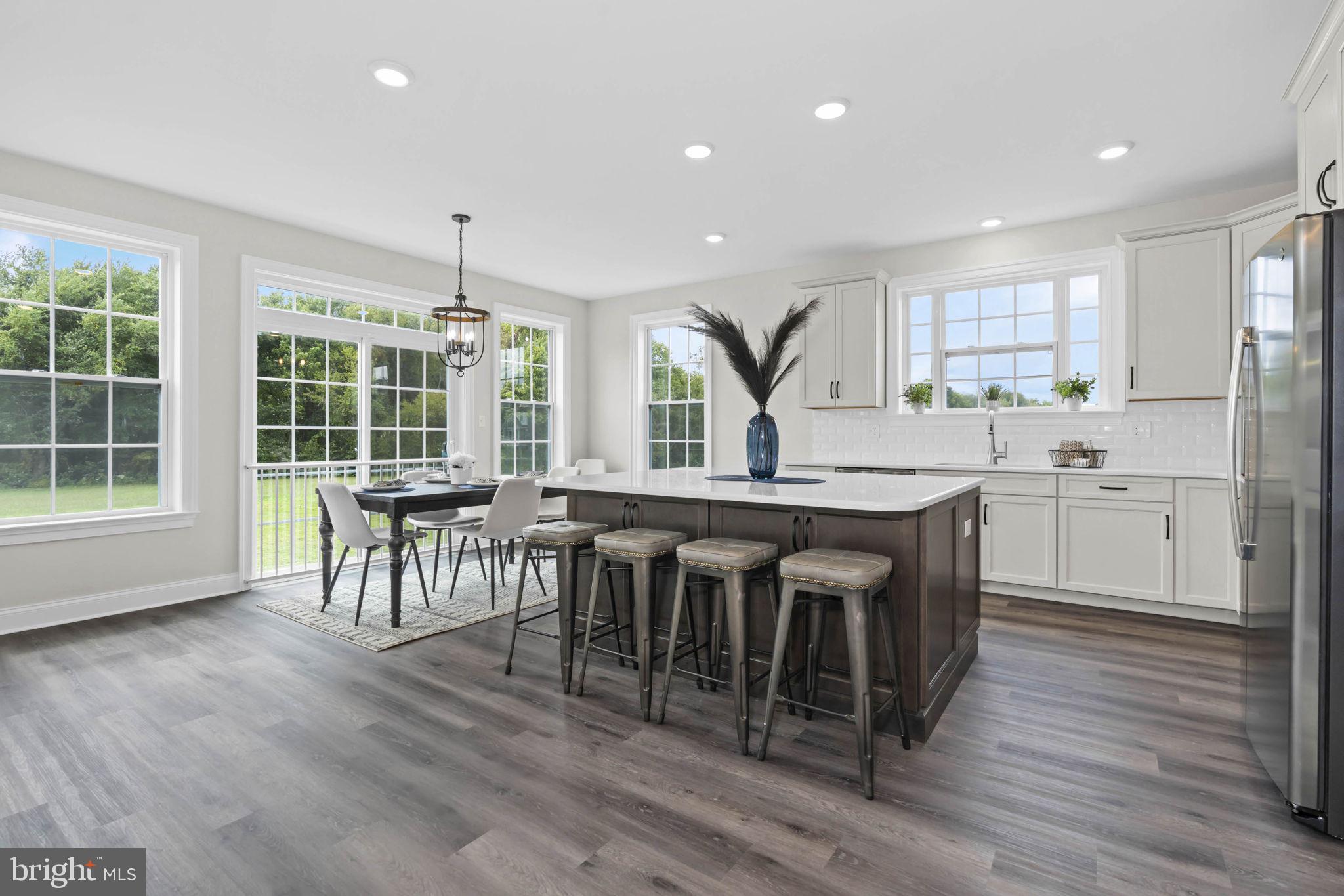 HIDDEN BROOK - Residential