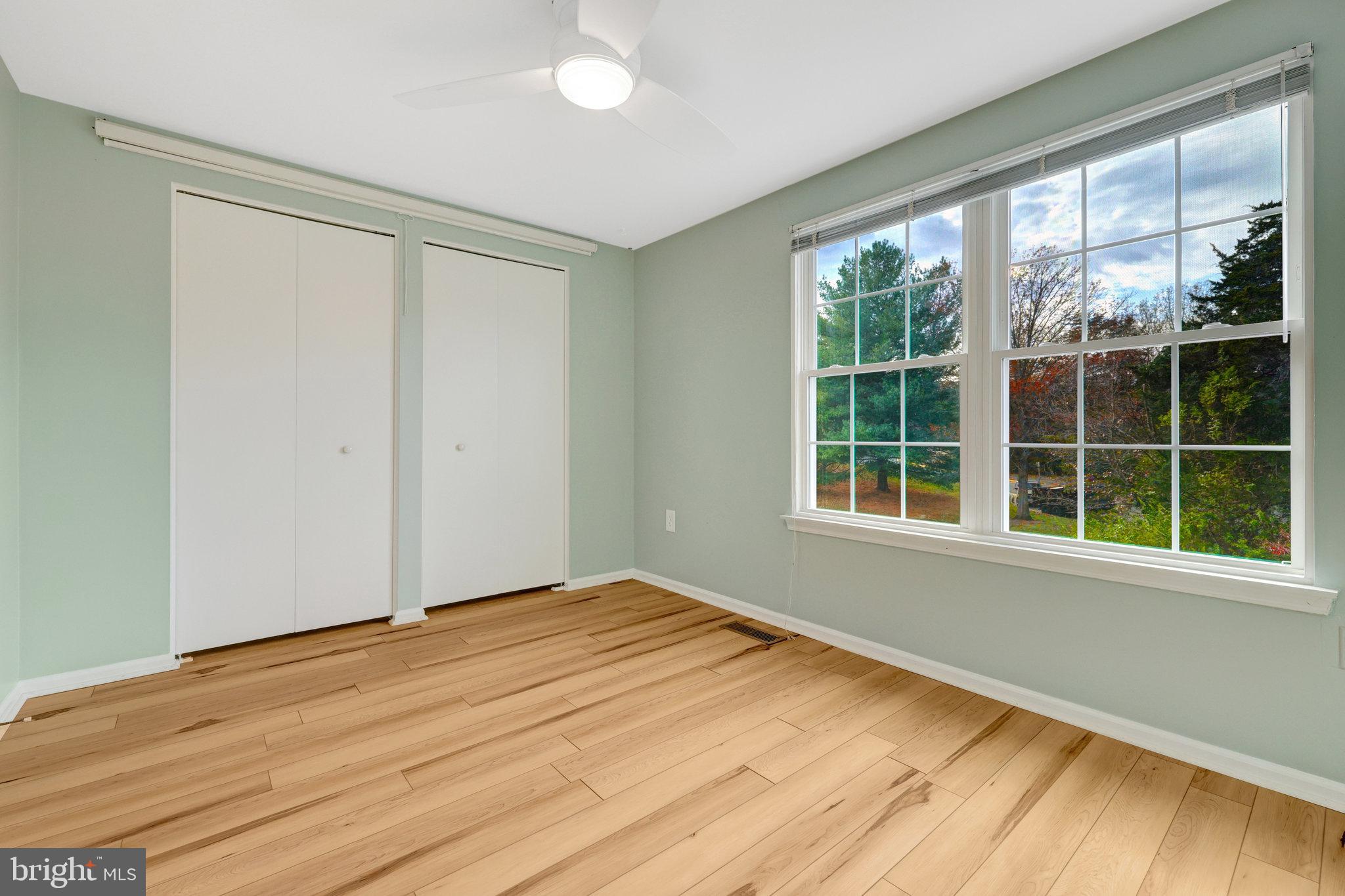 COUNTRYSIDE - Residential