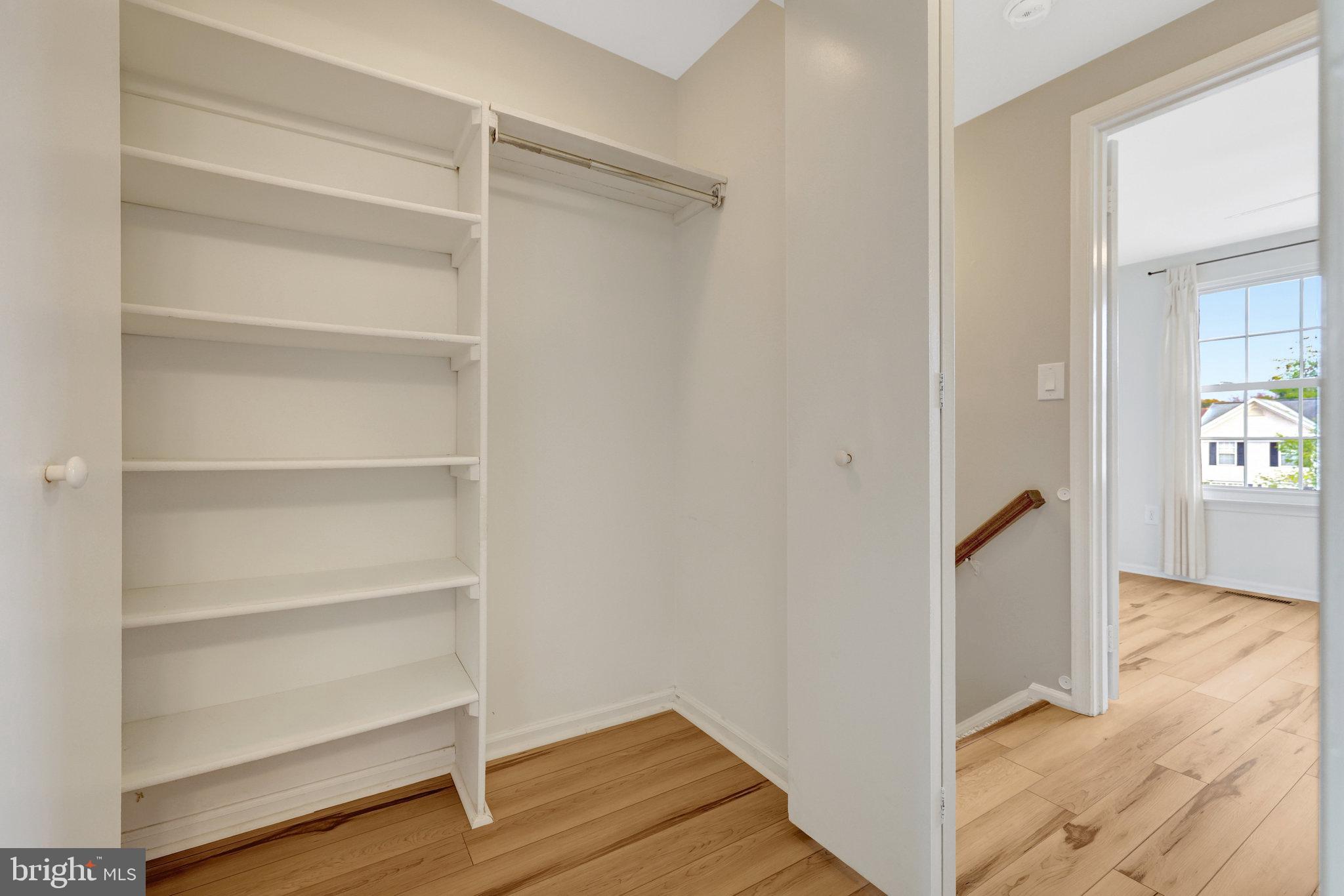 COUNTRYSIDE - Residential