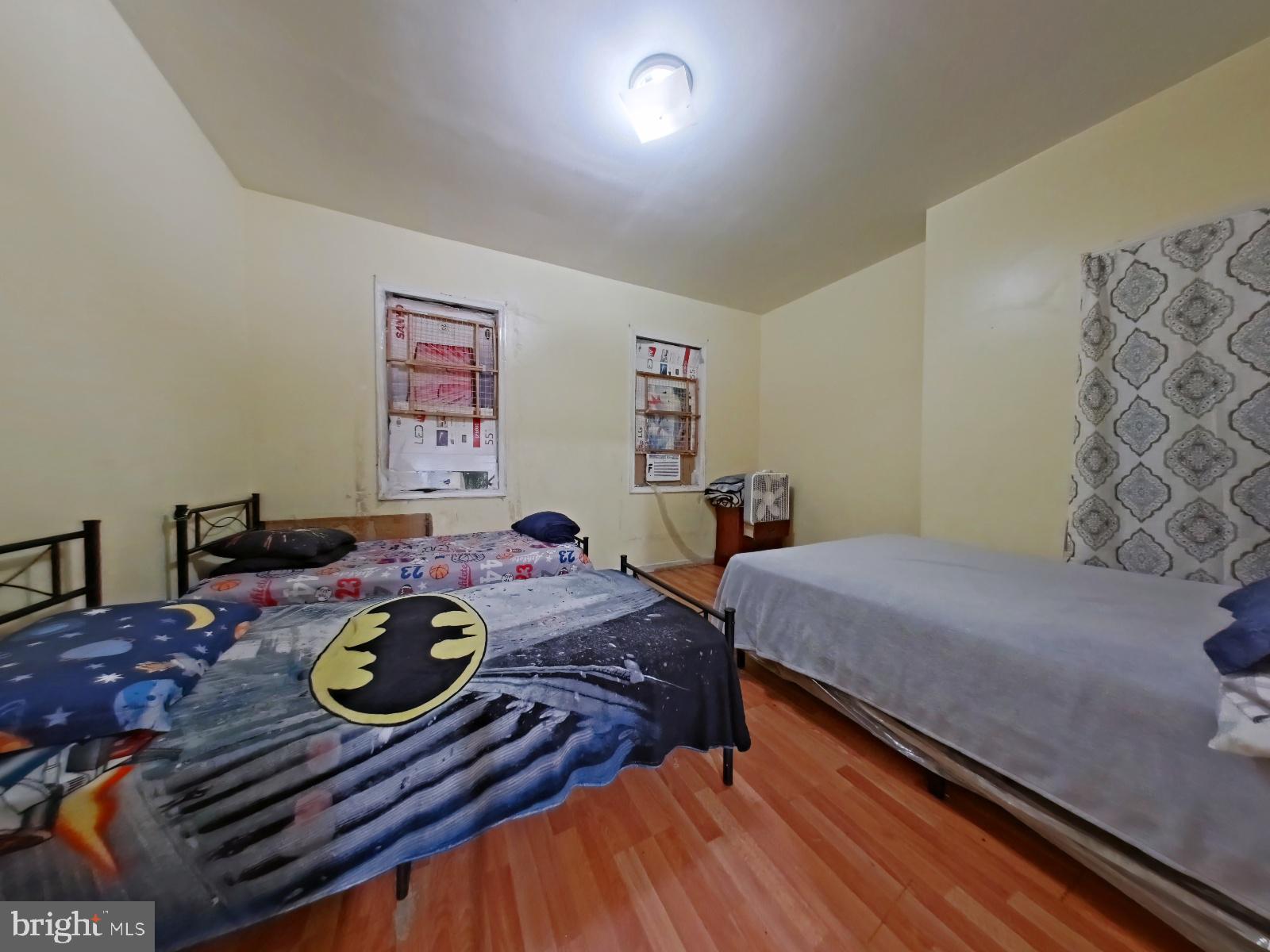 WEST KENSINGTON - Residential