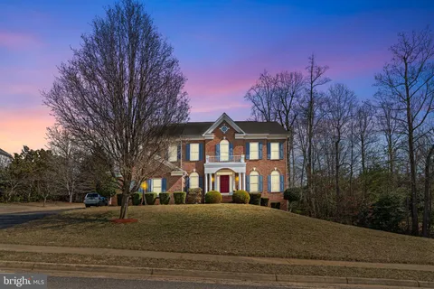 9203 Forest Greens Drive, Lorton, VA MLS: VAFX2225074