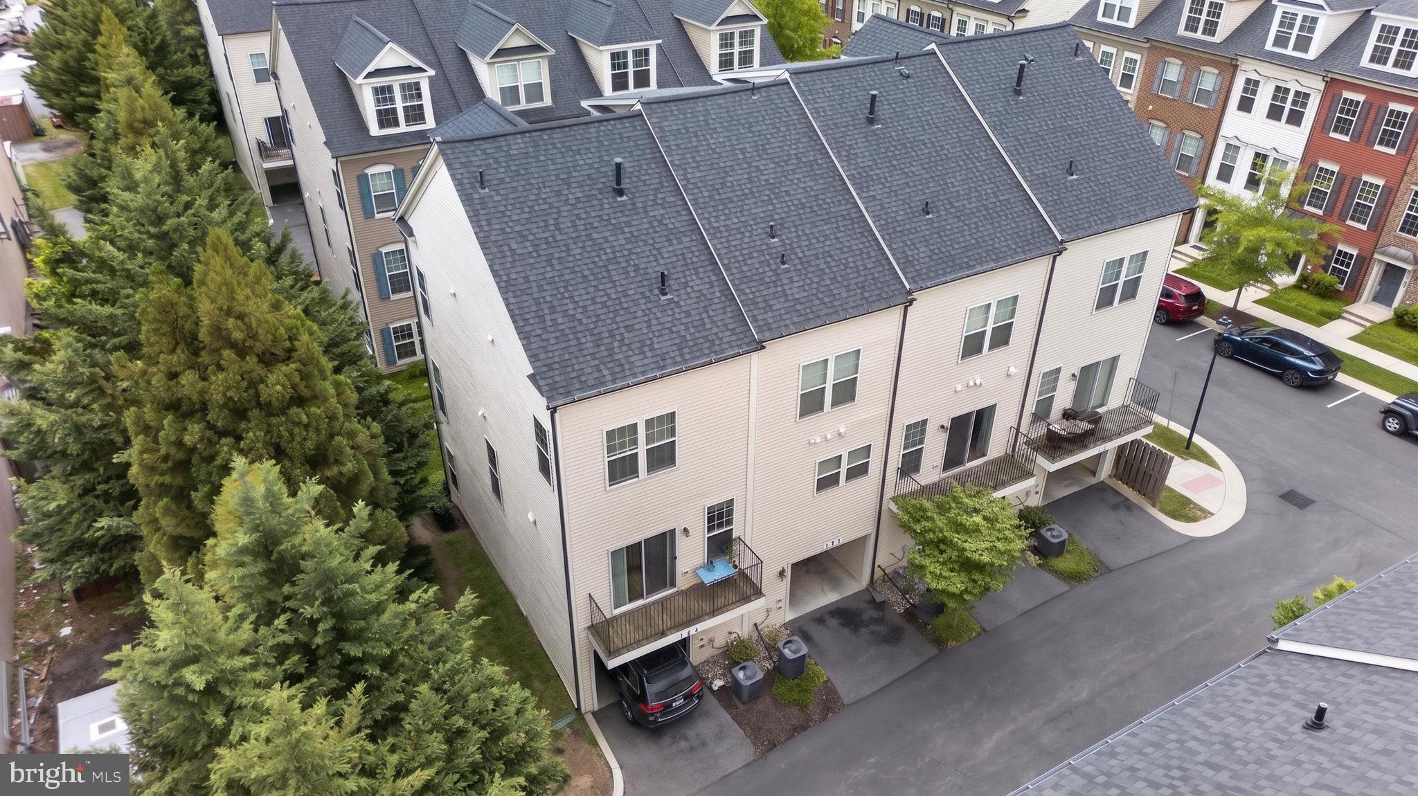 GALLERY PARK - Residential